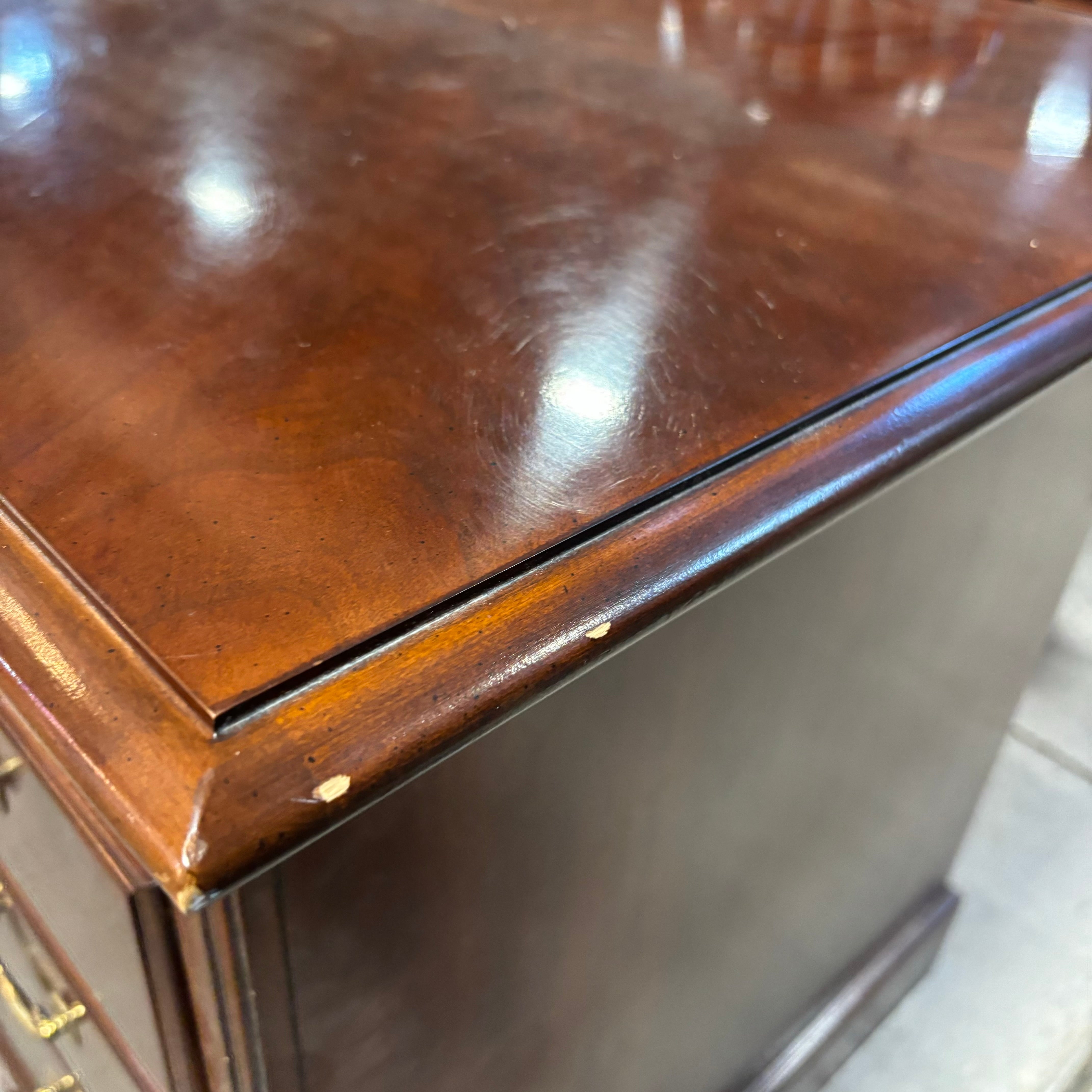Drexel Bookmatched Mahogany Veneer Double Pedestal Executive Desk 60"x 30"x 30"