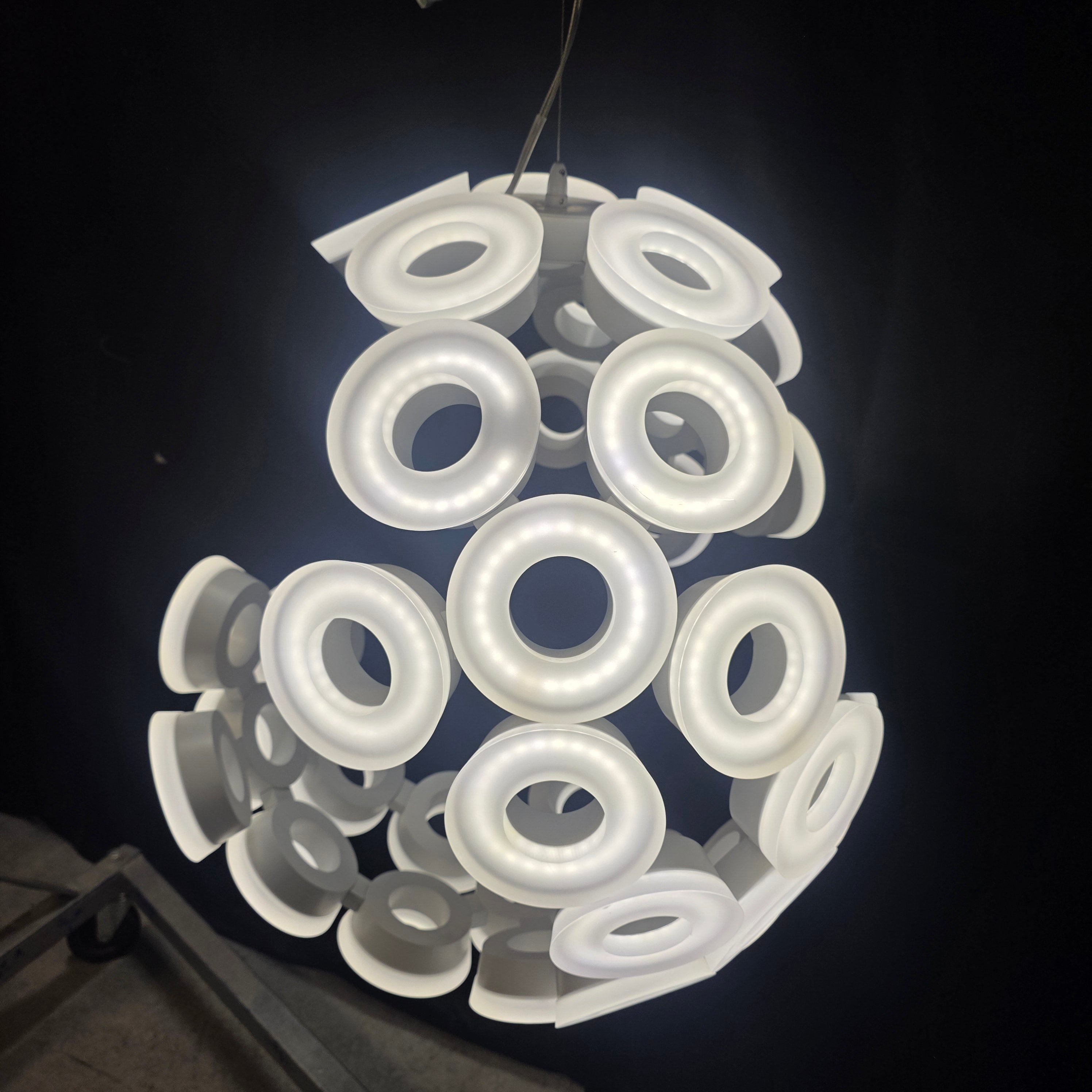 Glendale 35 Light Modern Art Chandelier