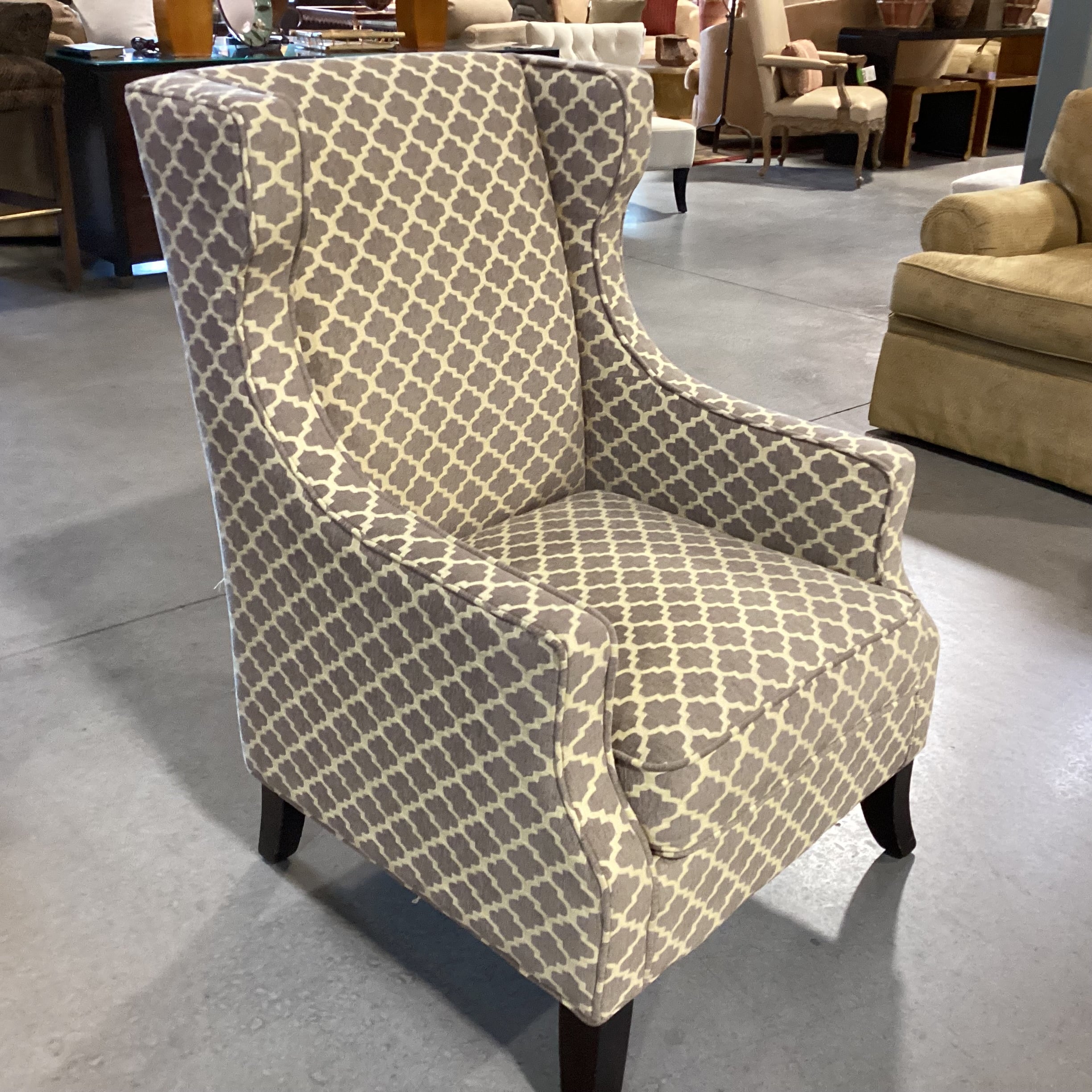 Pier 1 Imports Brown Gold Woven Lattice Slope Arm Wing Chair 29"x 29"x 41"