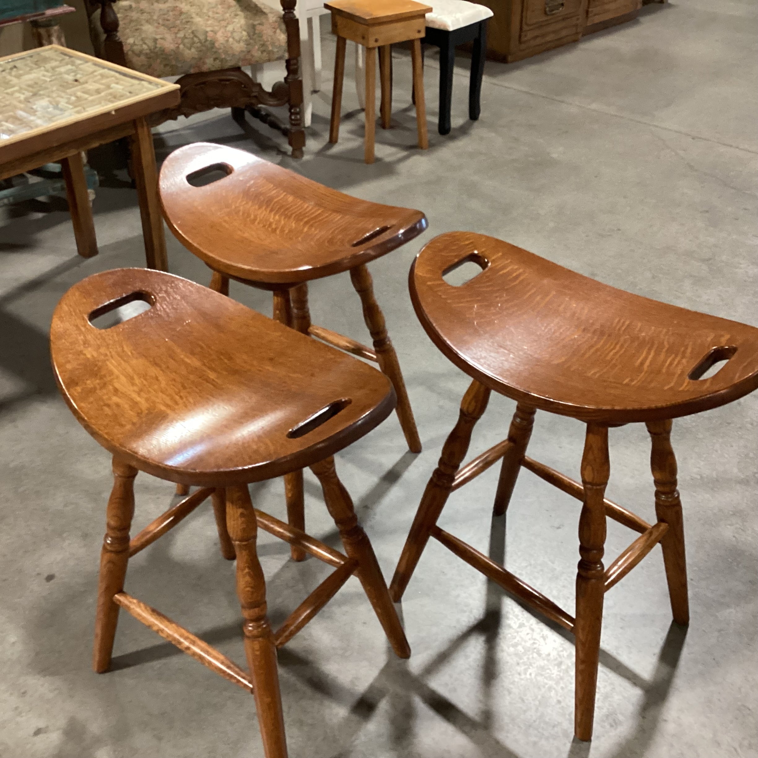 SET of 3 Solid Finished Carved Oak Swivel Saddle Seat Barstools 24"