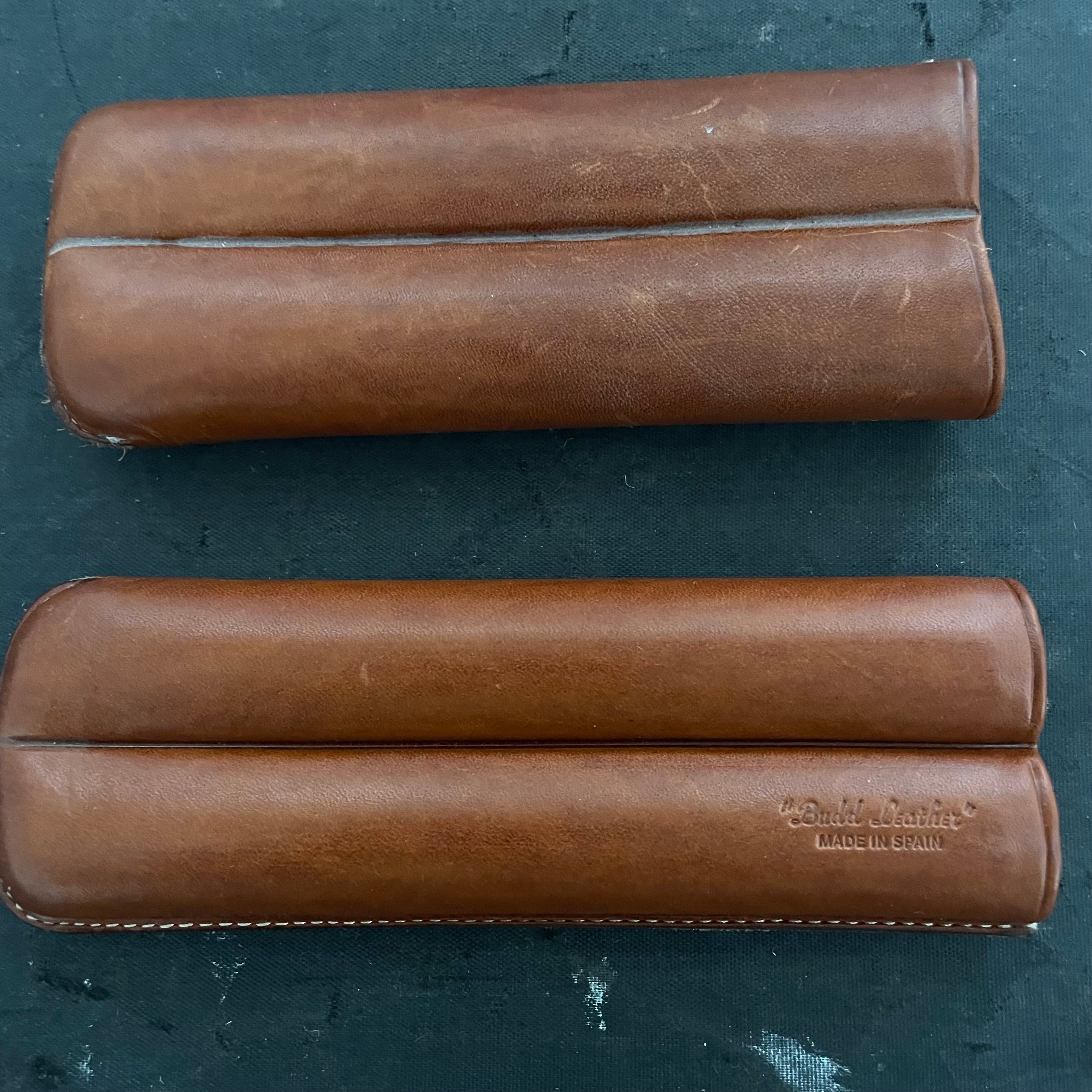 Vintage Budd's Chestnut Leather 2 Finger Cigar Case, 2.5"x 6"