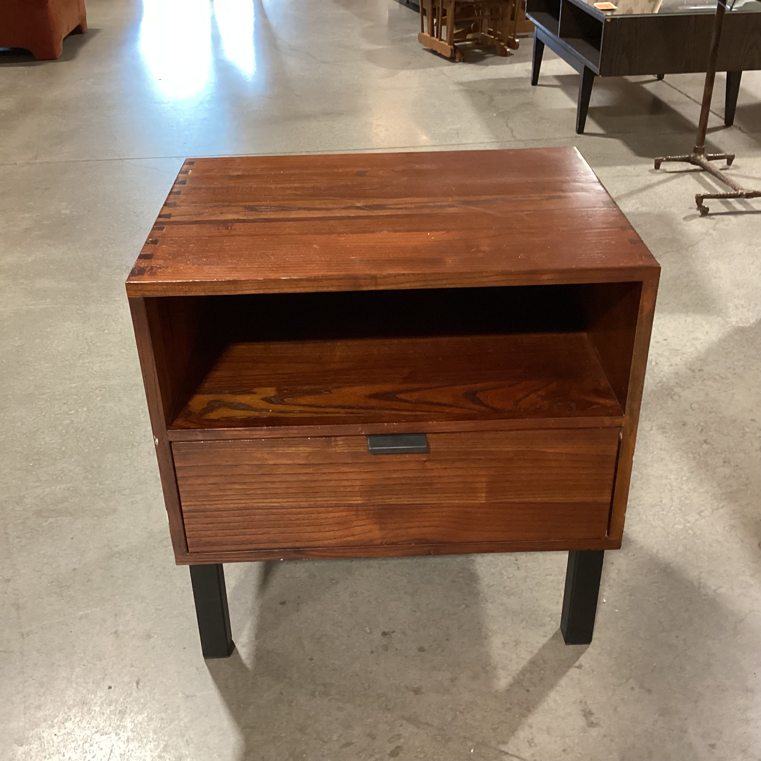 Solid Wood Dovetail Edge Notching & Metal 1 Drawer with Cubby Nightstand 23"x 17"x 24.5"