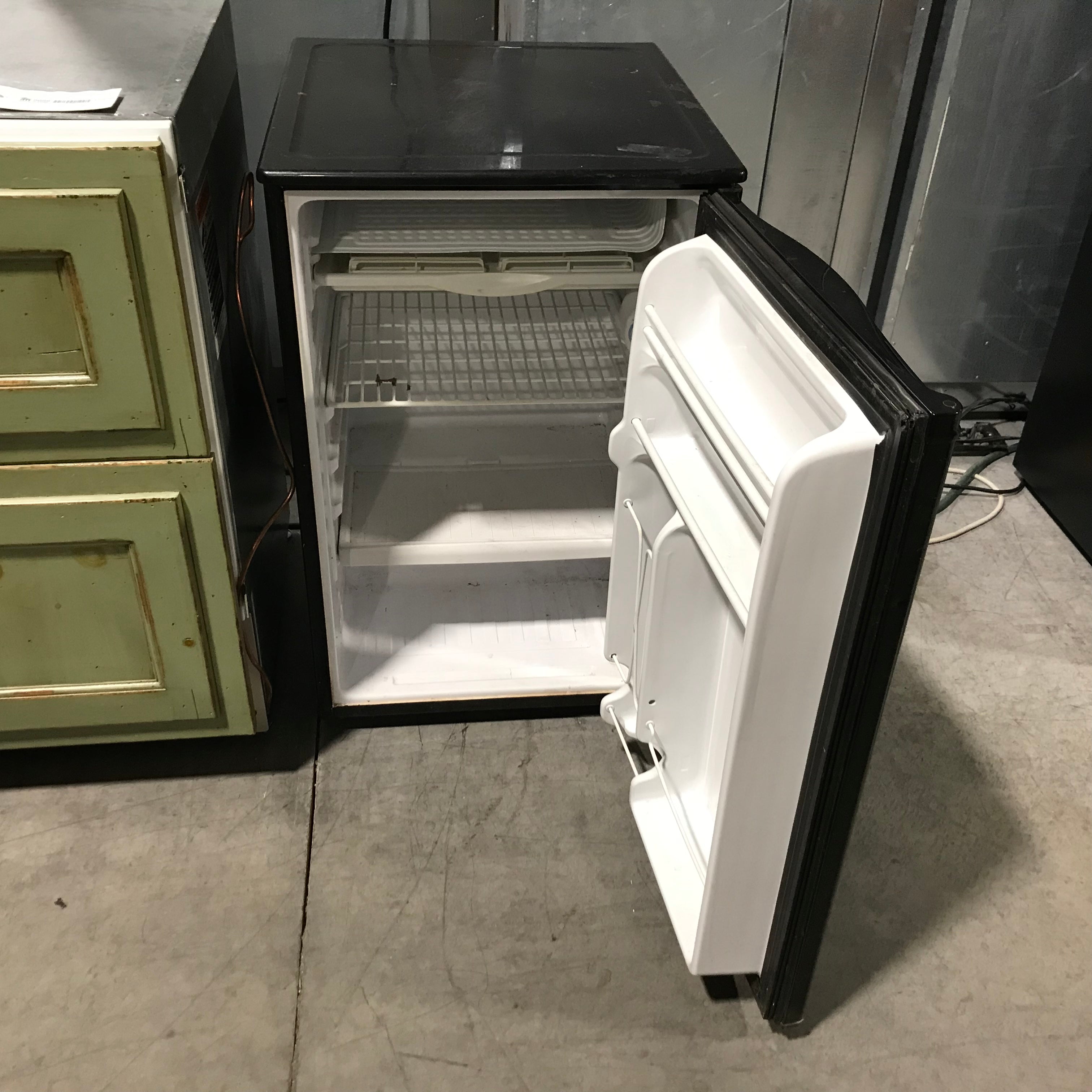 GE Black Under-The-Counter Refrigerator 20"x 22x 33"
