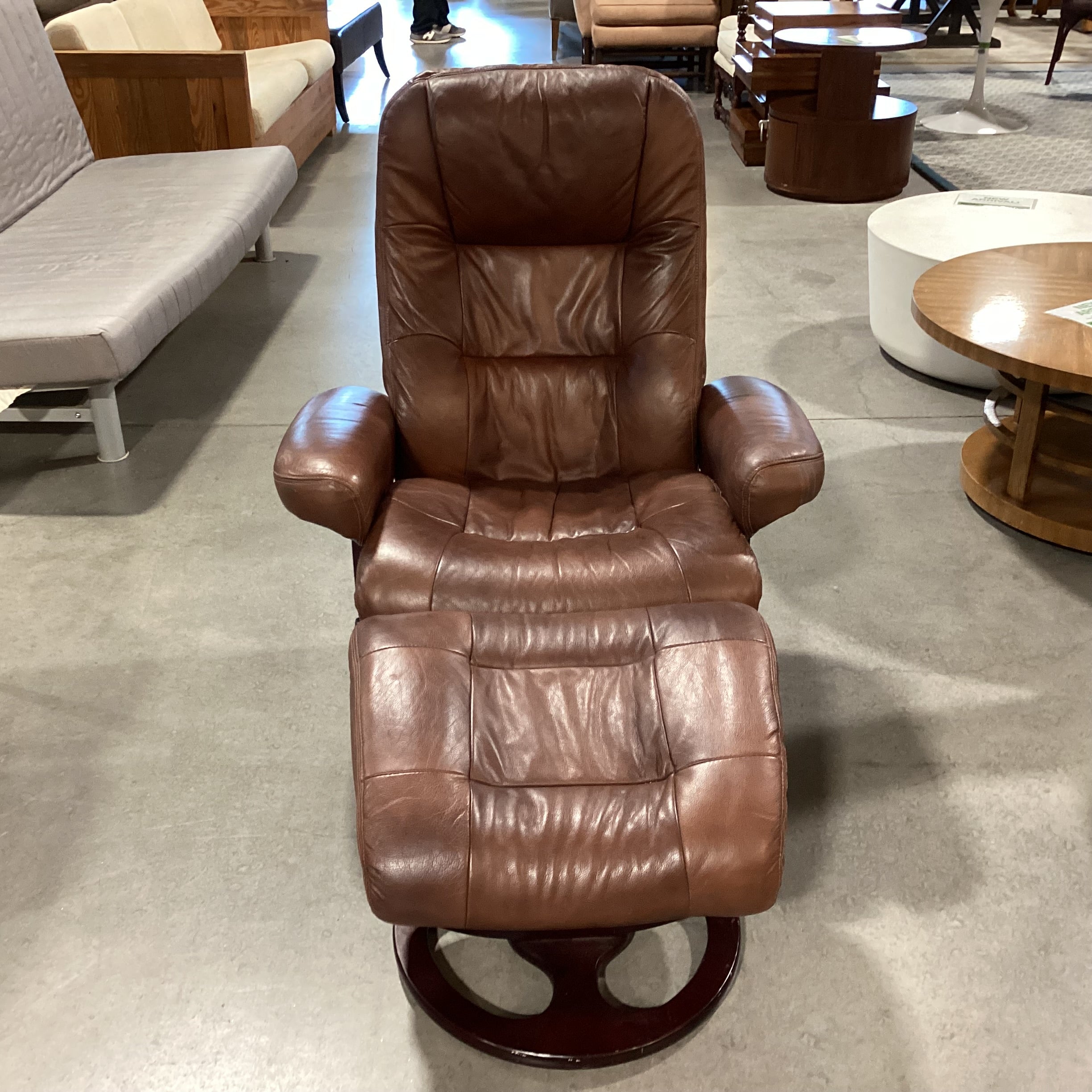 Lane Furniture Brown Leather with Ottoman Lounge Chair 34"x 36"x 39"