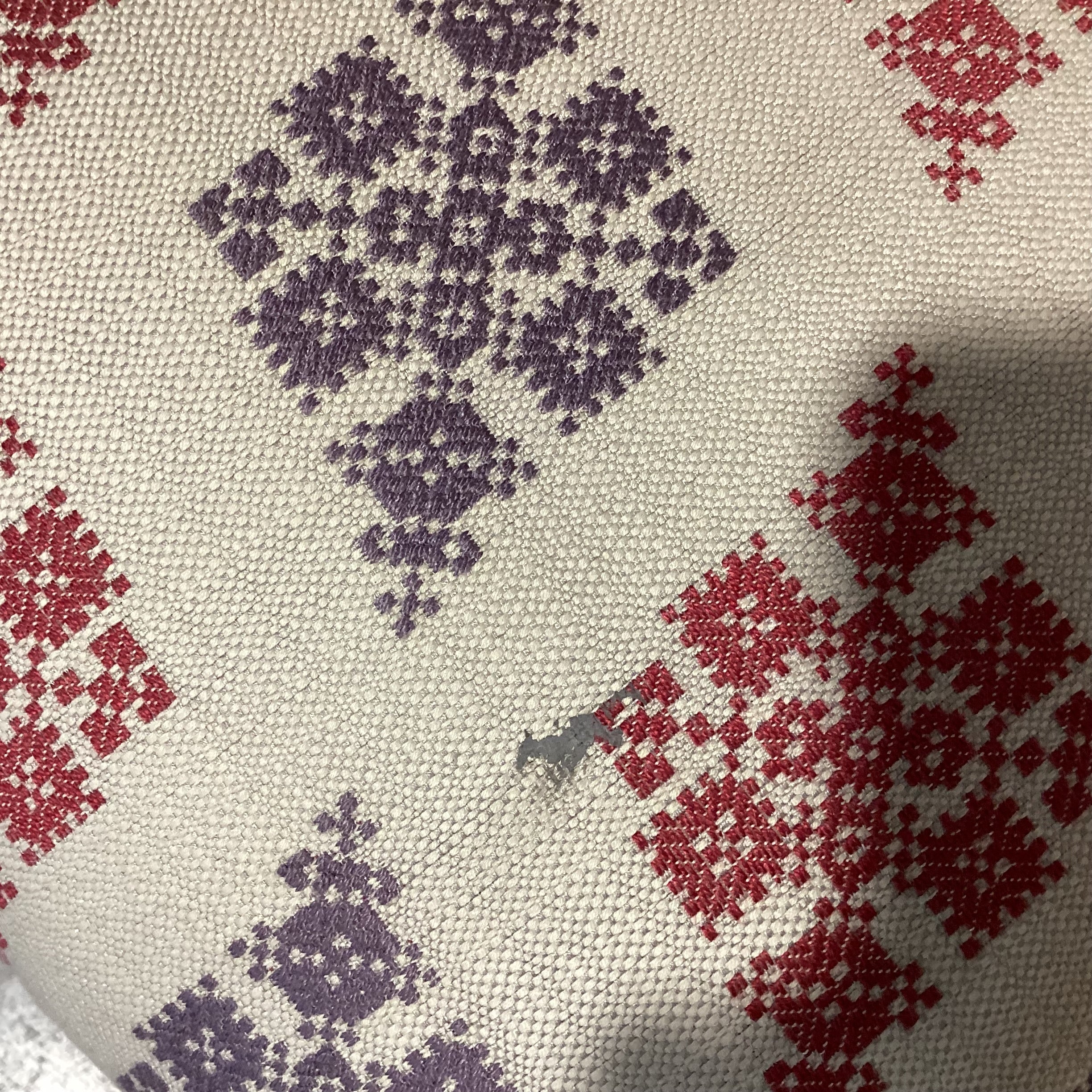 Set Of 4 Carved Wood & Beige Purple Red Pattern Linen Dining Chairs 21"x 20"x 42.5"