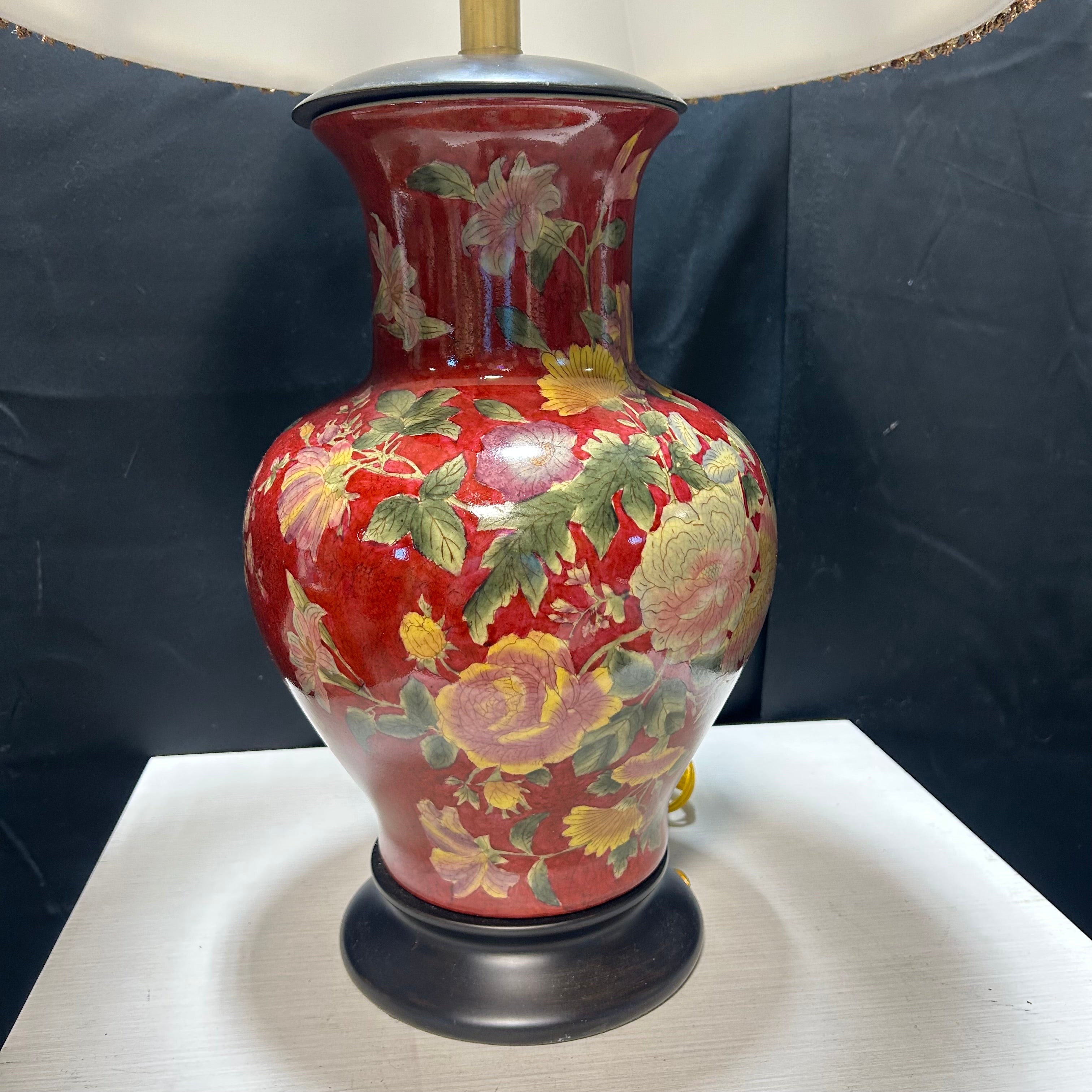 Asian Style Red Lacquered Gloss Floral Hand Painted Table Lamp 17"x 29"