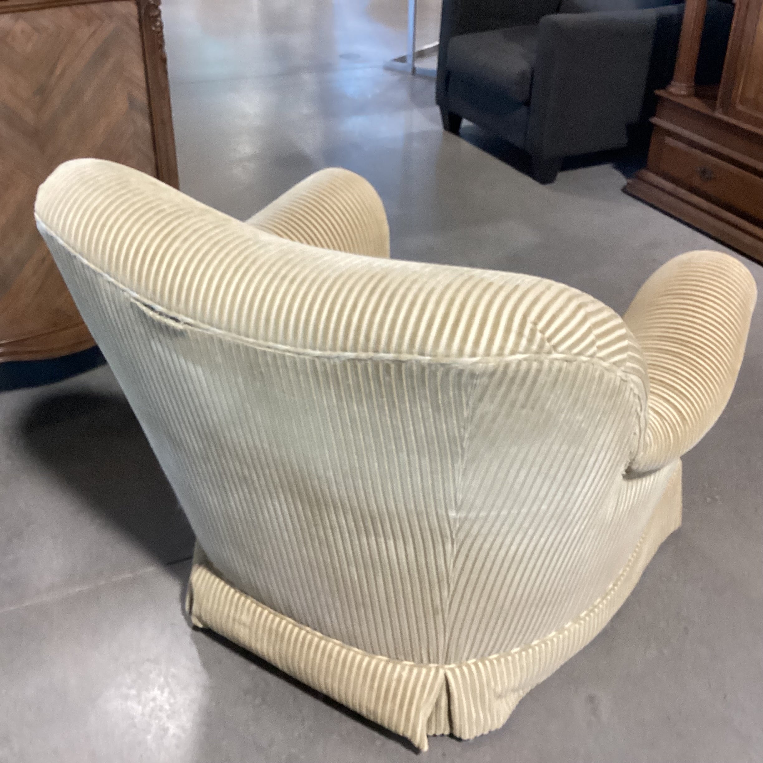 Golden Ribbed Velvet Chair 37"x 34"x 34"