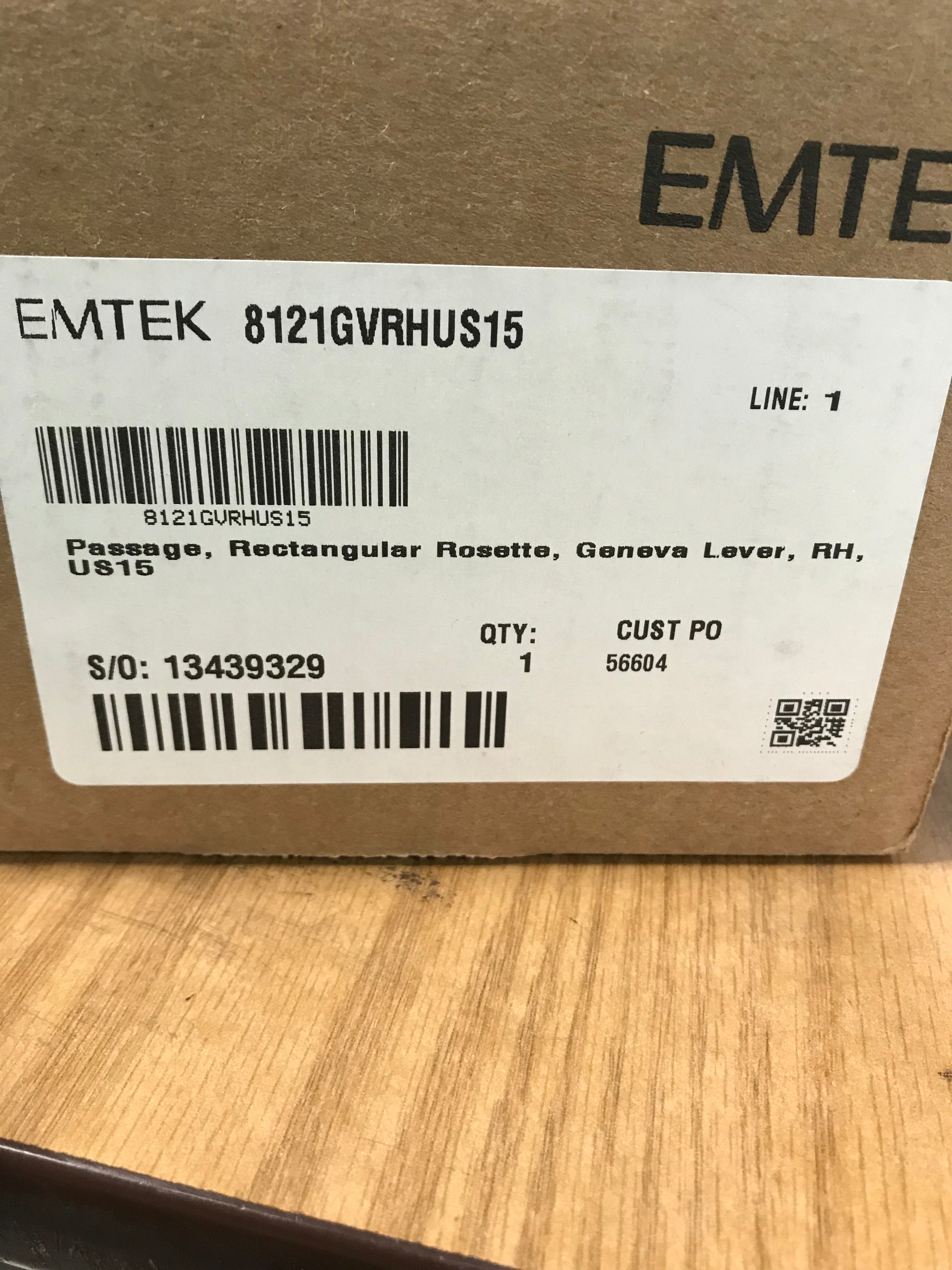 EMTEK Geneva Satin Nickel Passage RH with Rectangular Back Plate