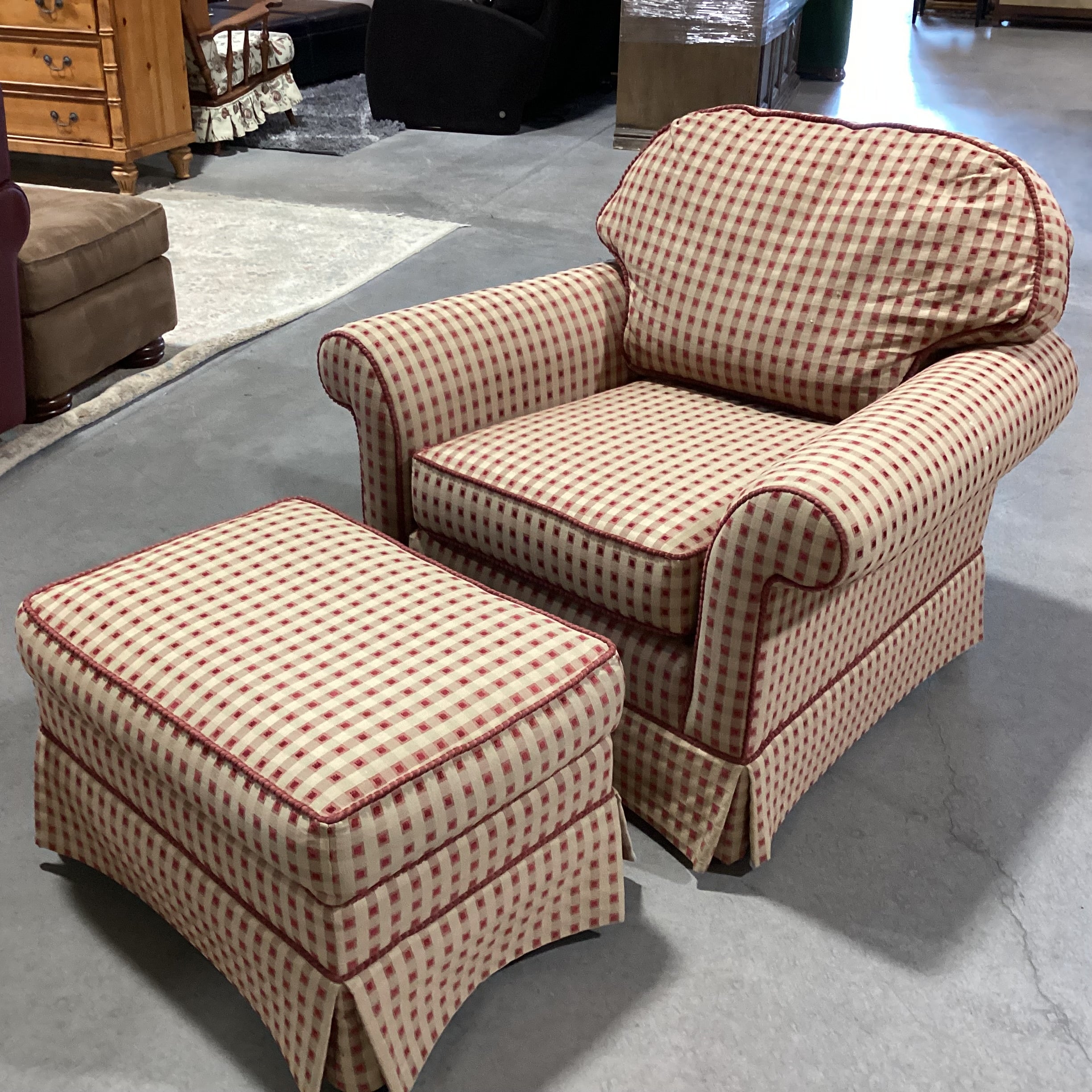 Slifer Designs Red & Tan Raised Checker with Ottoman Chair 38"x 36"x 28"