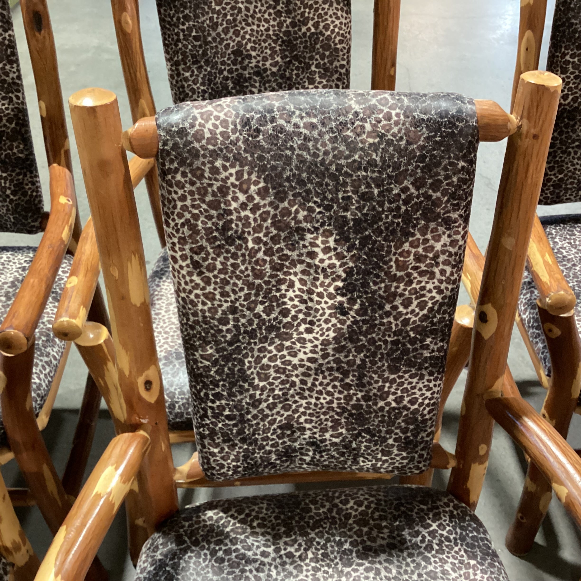 SET of 6 Peeled Style Log & Animal Print Armed Dining Chairs 24"x 24"x 39"