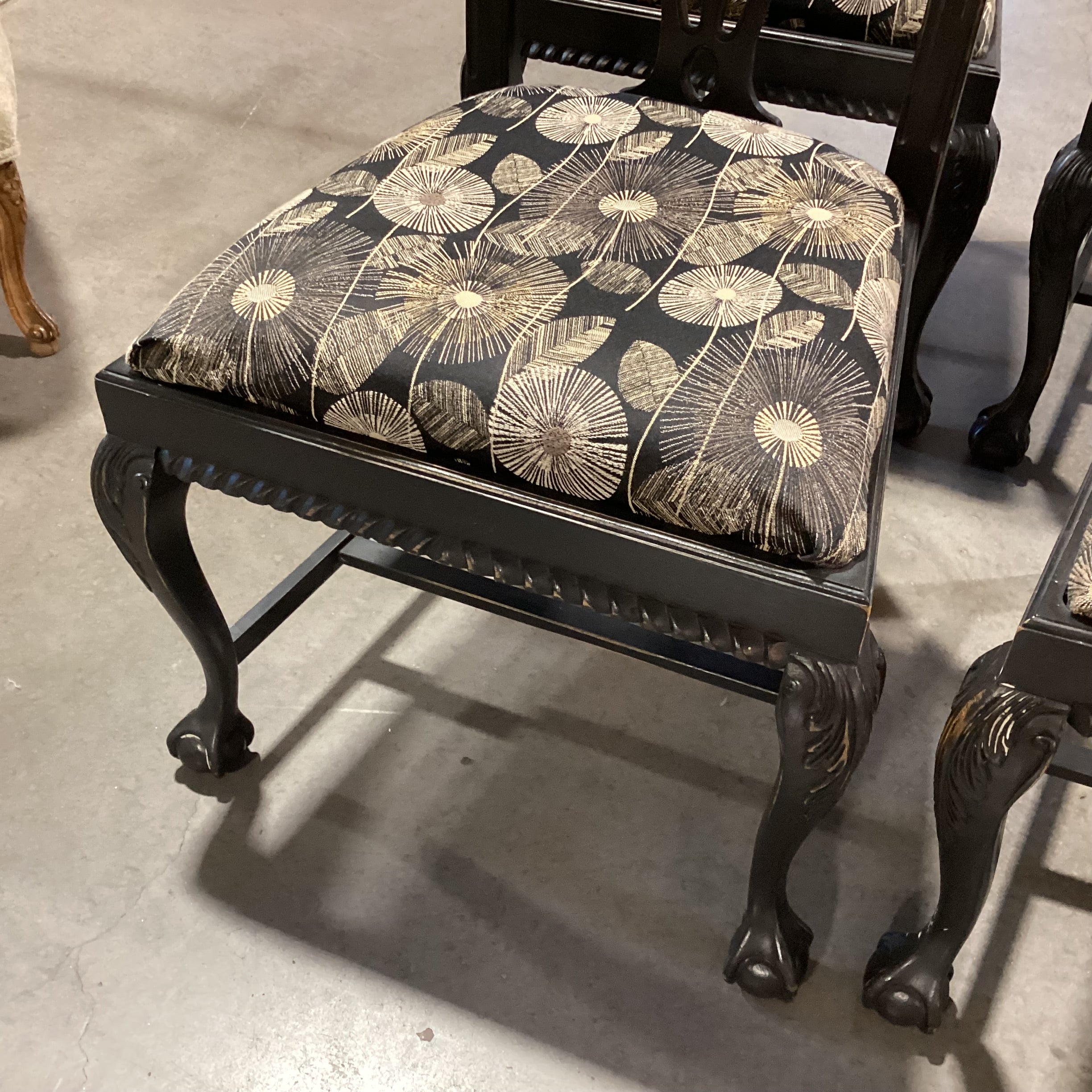 SET of 6 Ornate Carved Black Claw & Ball Wood Black Tan White Dandelion Dining Chairs 23"x 22"x 40"