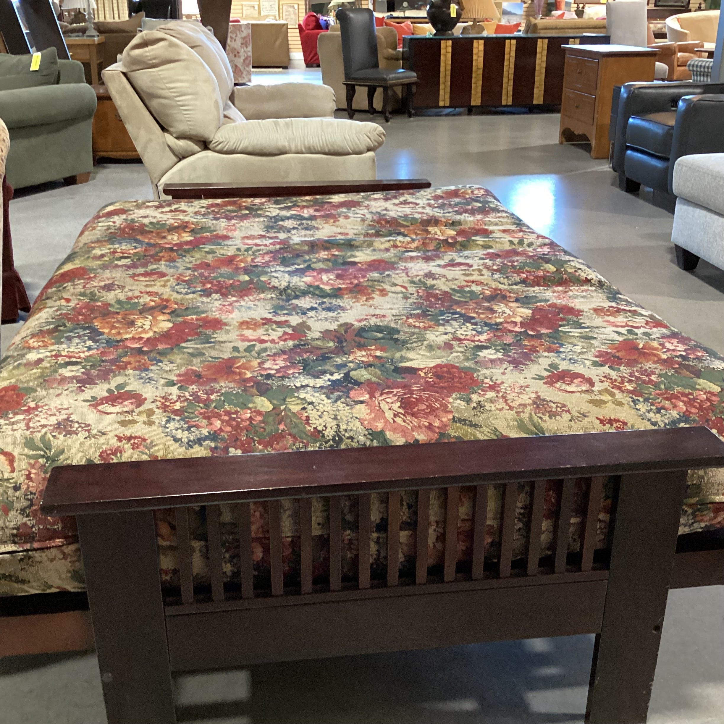 Dark Wood Frame & Red Green Floral Cushion Futon Sofa 81"x 46" to 55"x 33"