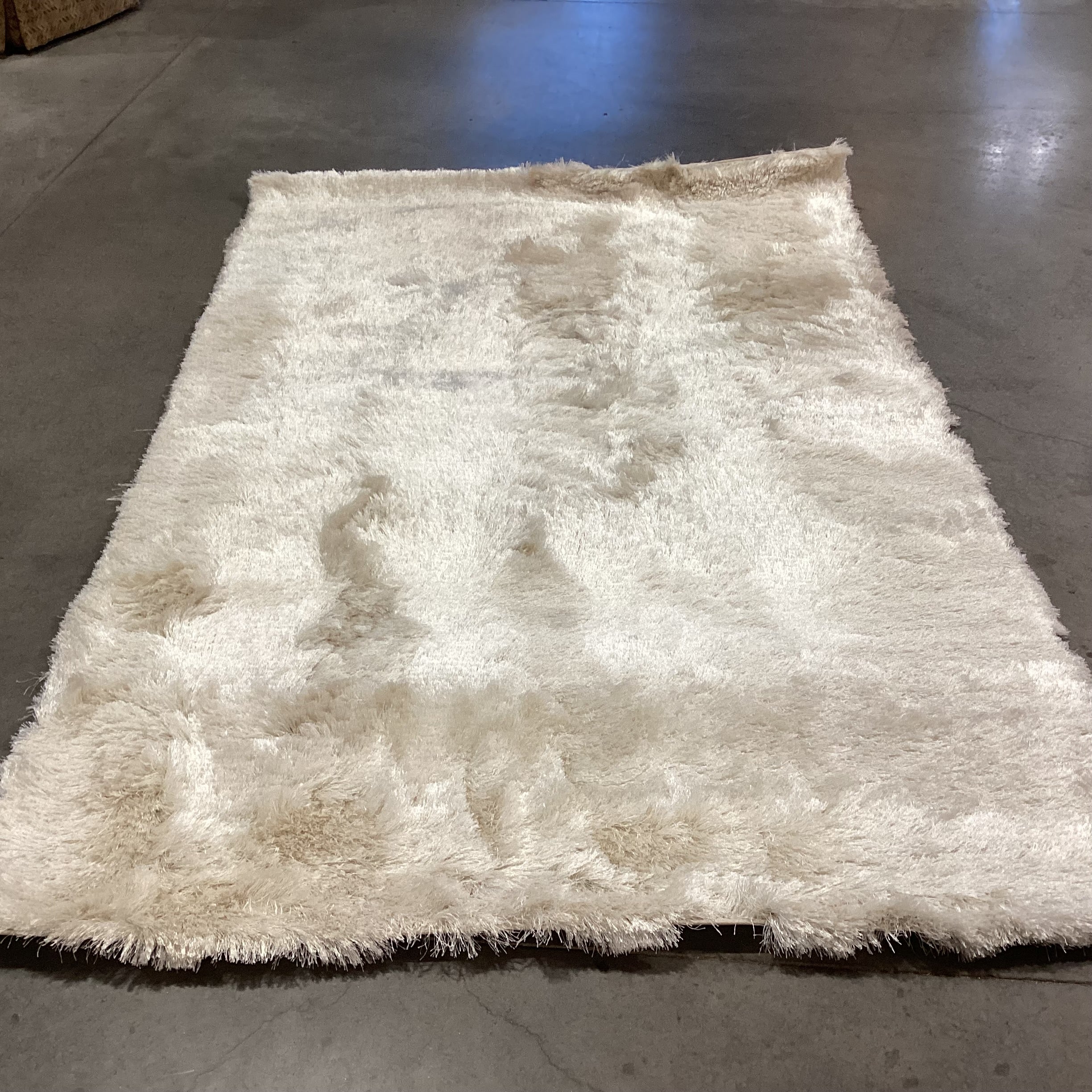Safavieh Ivory Silky Soft Paris Shag Poly Rug 5'x 8'