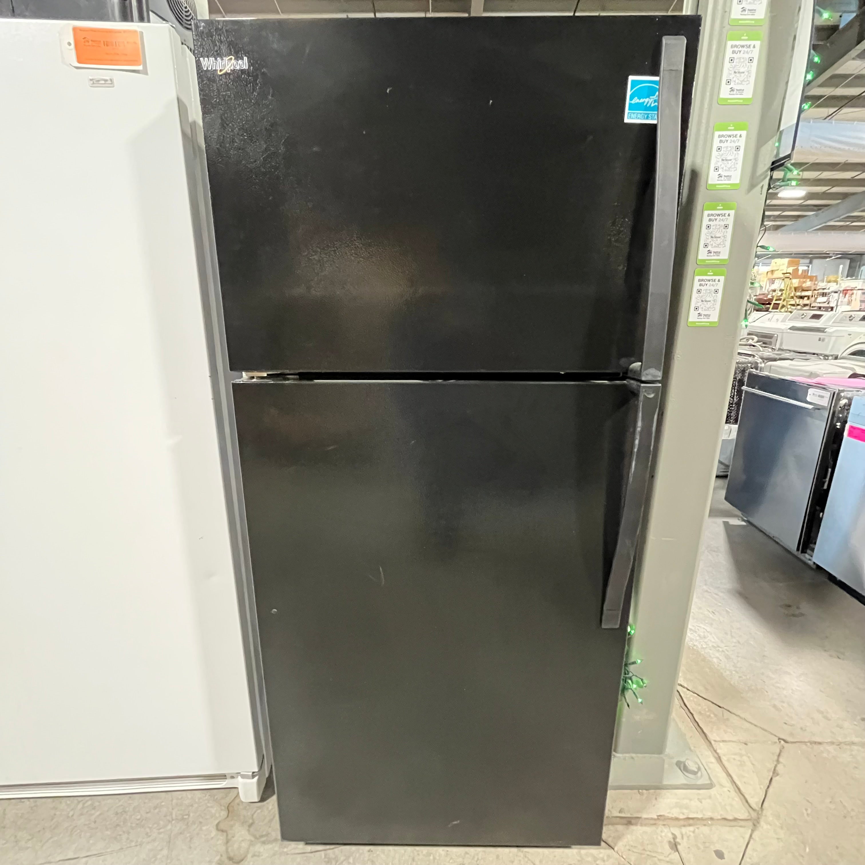 L924 Whirlpool Black Refrigerator 28"x 29"x 63" Model: WRT134TFDB S/N: VSD0977326