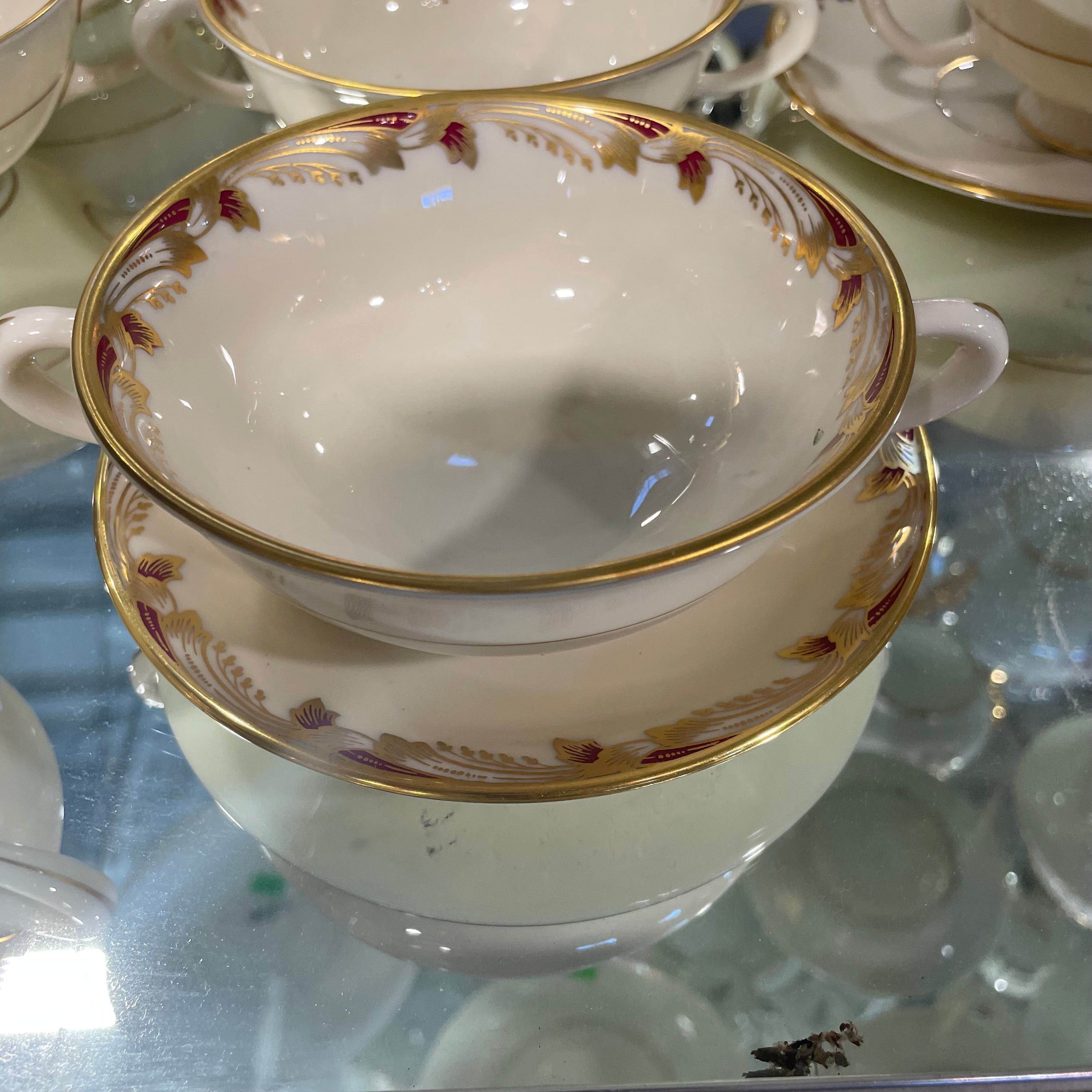 Set of 88 Pieces Lenox "Essex" Maroon Classic Porcelain Dinnerware Set