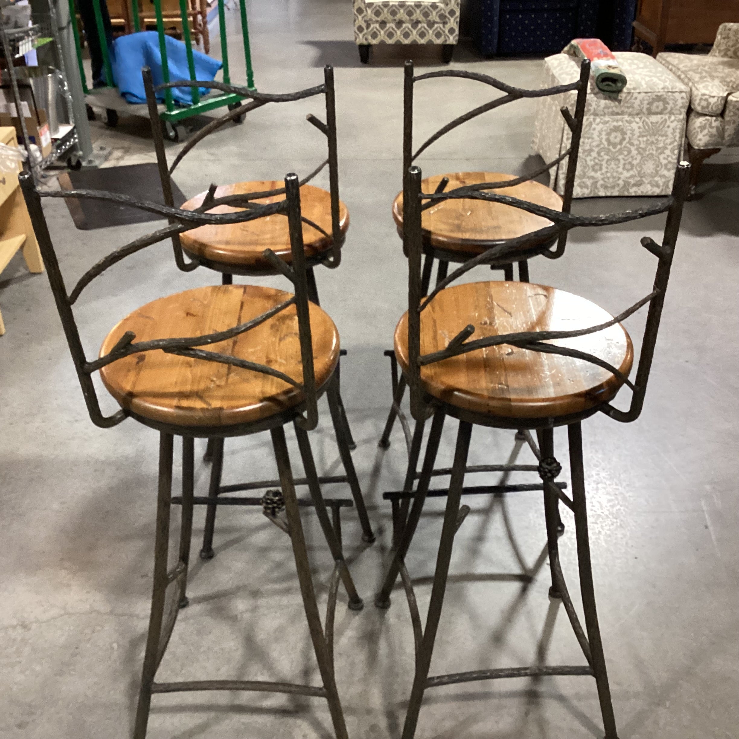 SET of 4 Pinecone & Branch Iron Solid Wood Swivel Seat Barstools 31"