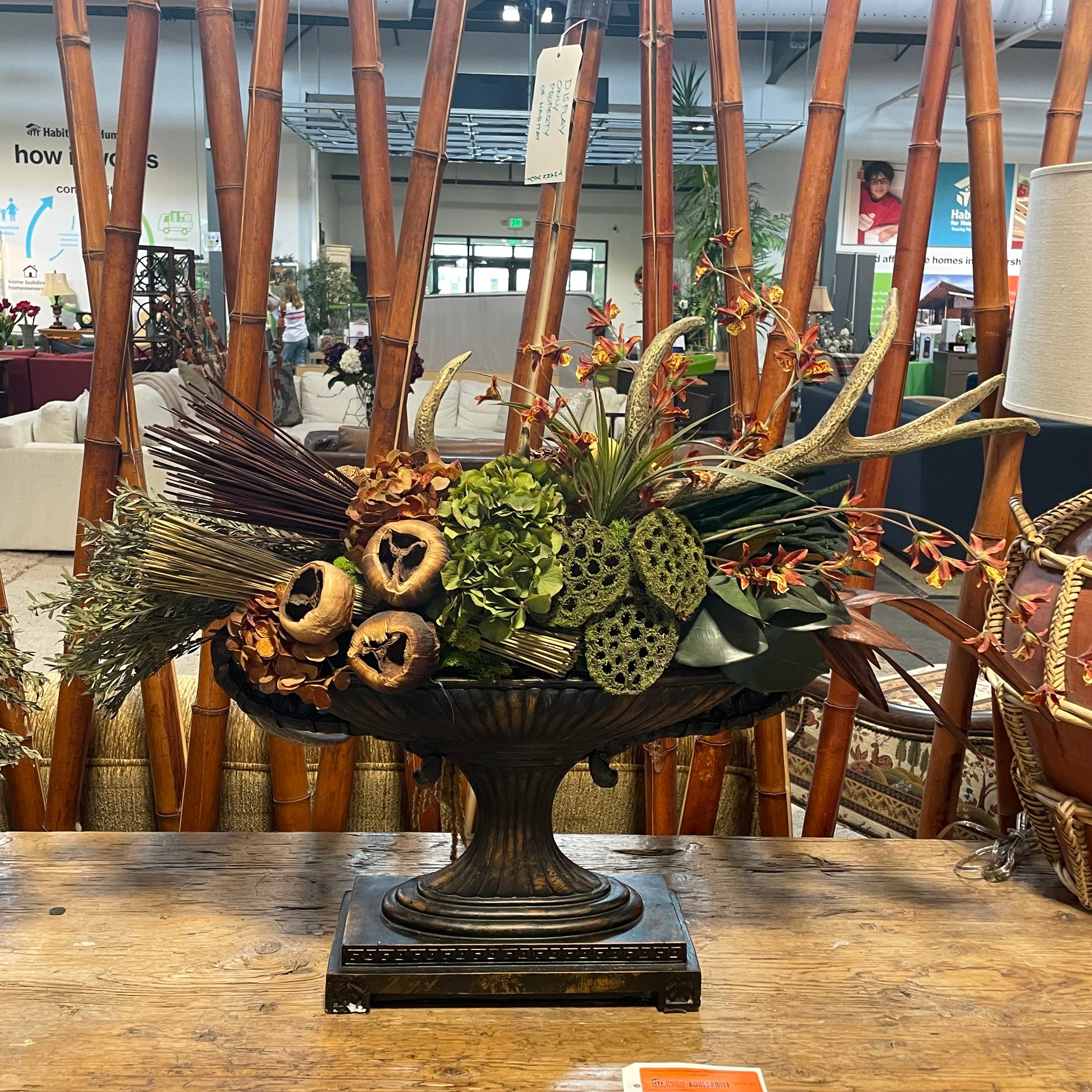 Western Decor Faux Antlers Autumn Dry Floral Arrangement 34"x 12"x 28"