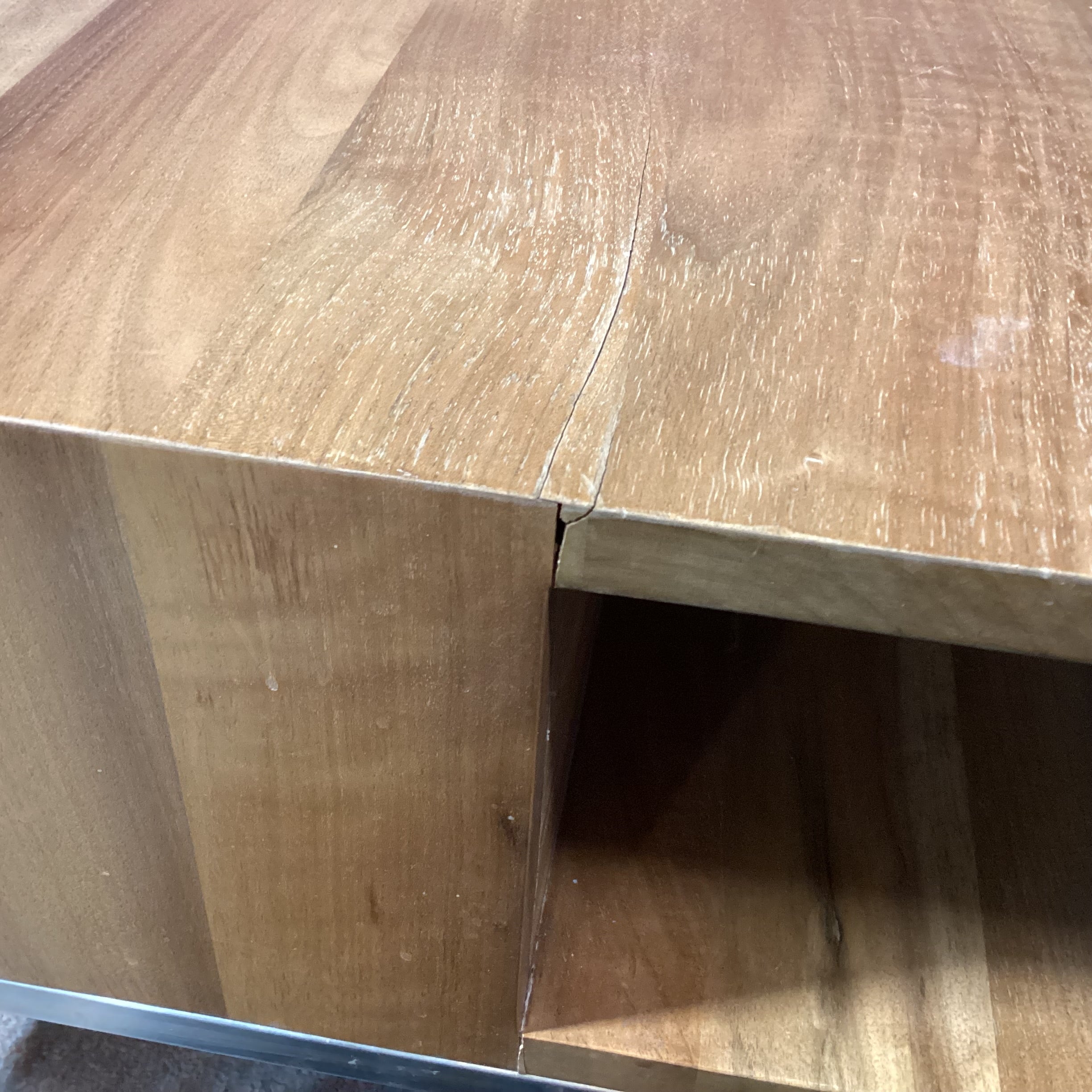 Gingko Furniture Mid Century Style Natural Walnut Soho Coffee Table 54"x 28"x 17"