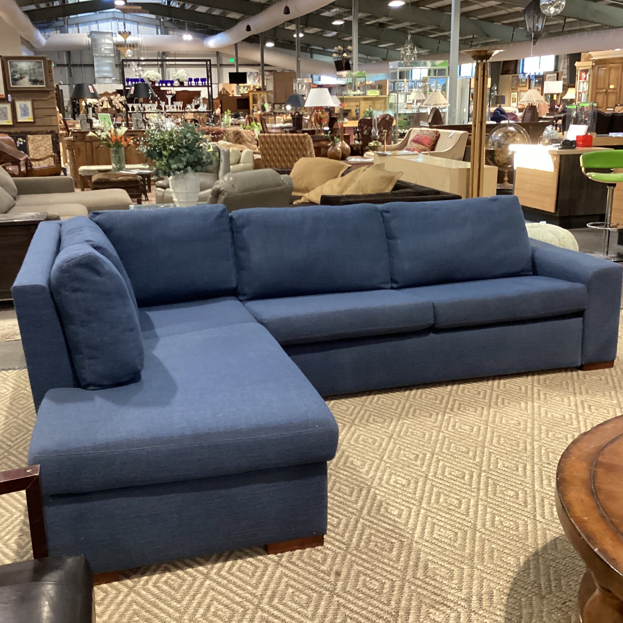 American Leather Furniture Blue Woven Queen Comfort Sleeper 2 Piece Sectional 118"x 86"x 38"x 34"