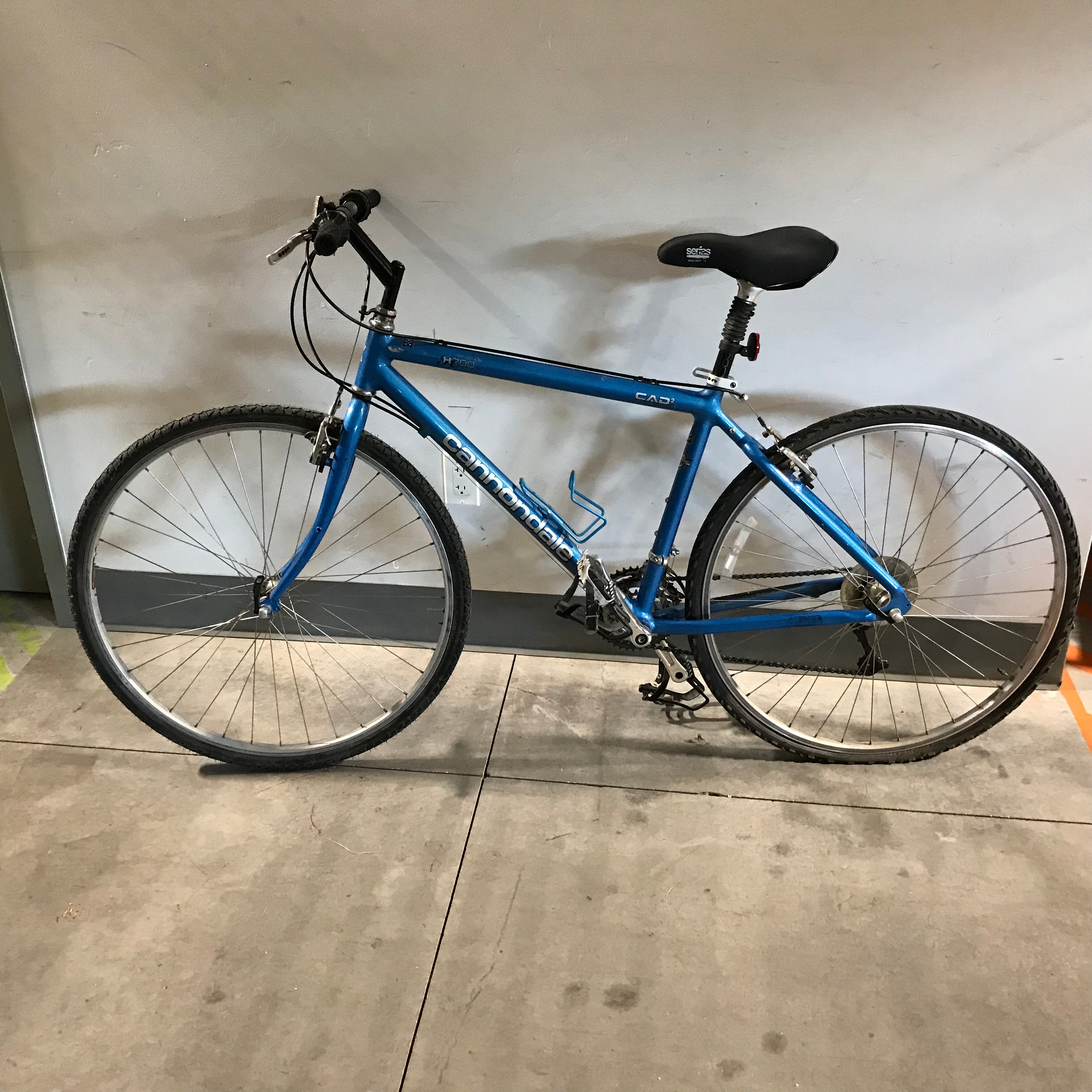 Cannondale H700 CAD 2 18" 27 Speed Dual Purpose Bike