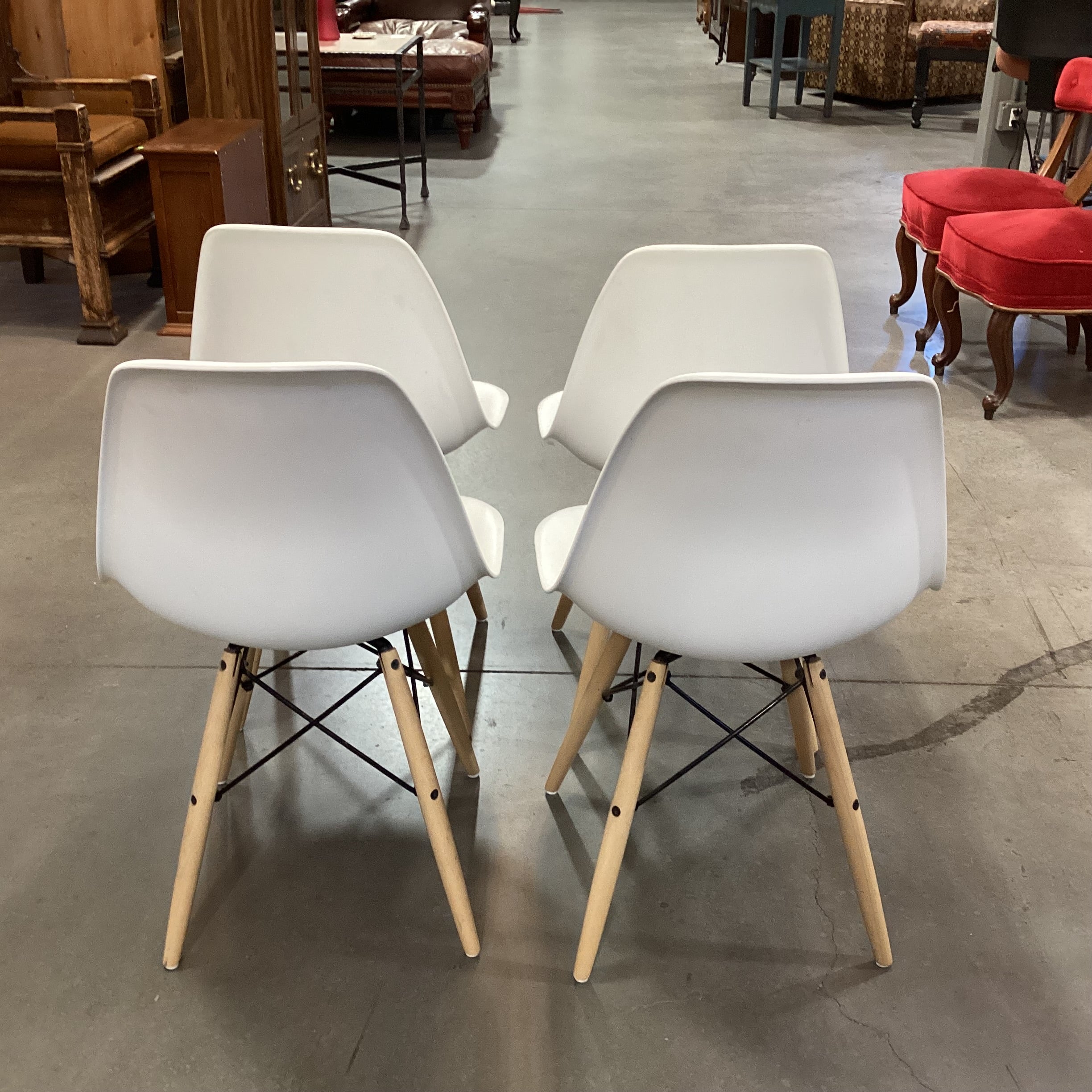 SET of 4 White Sculpted Seat & Wood Dining Chairs 18"x 21"x 32"