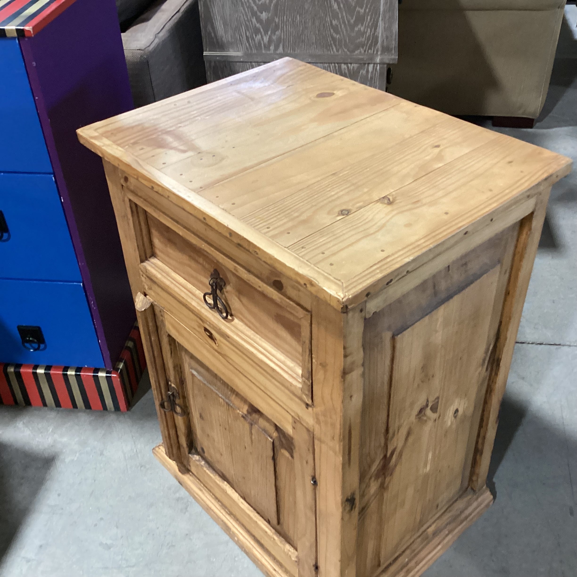 Rustic Pine 1 Drawer Open Cubby End Table 23.5"x 17.5"x 23.5"