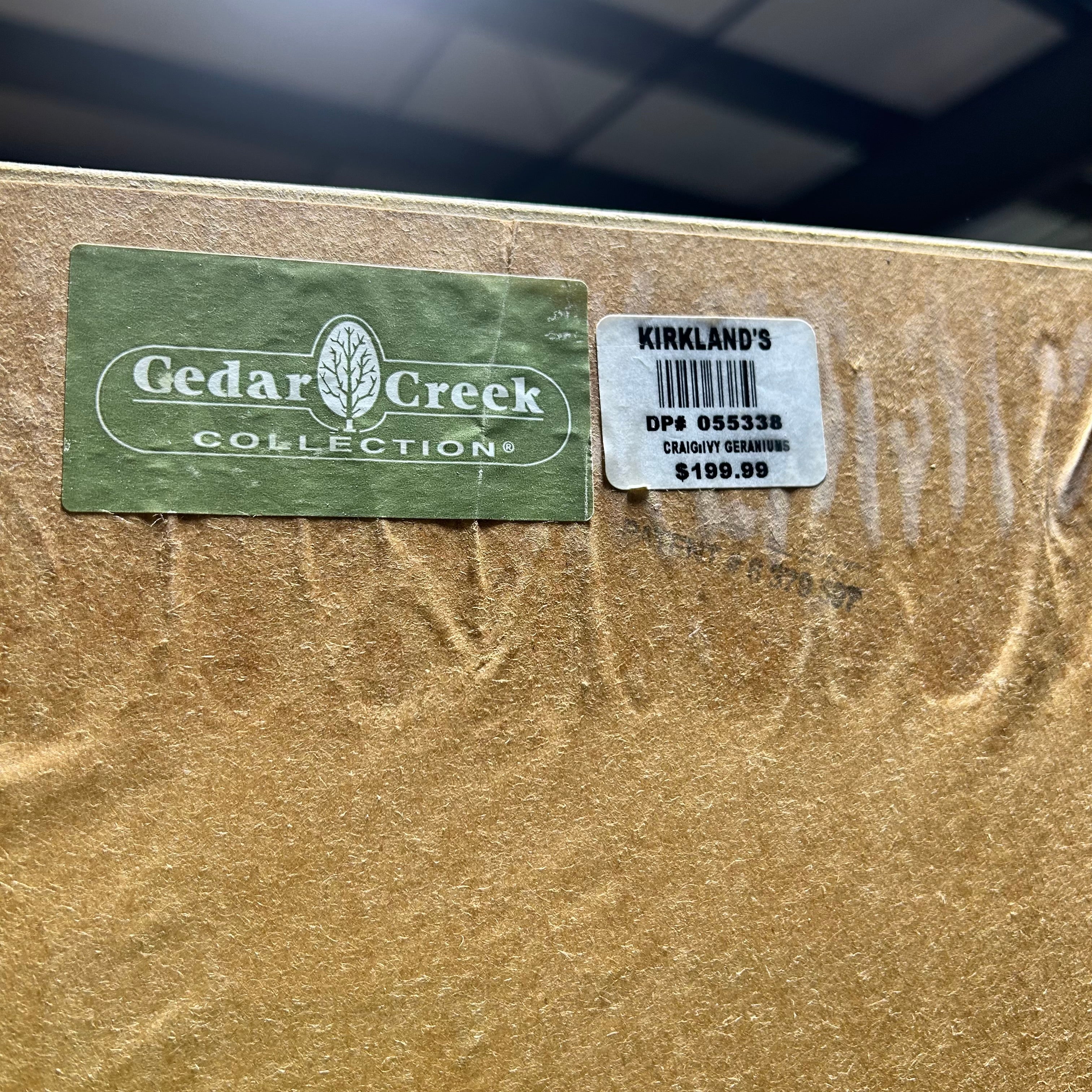 Cedar Creek Collection "IVE GERANIUMS" 39.5"x 39.5"