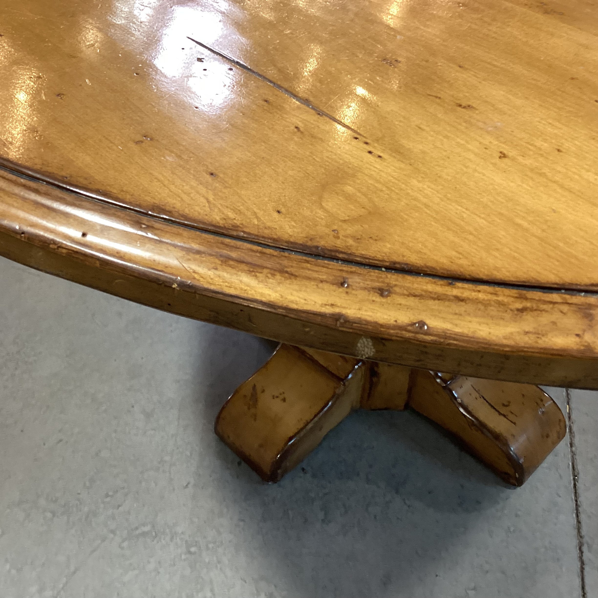 Distressed Finished Wood with Carved Pedestal Round Dining Table 54" Diameter x 30.5"