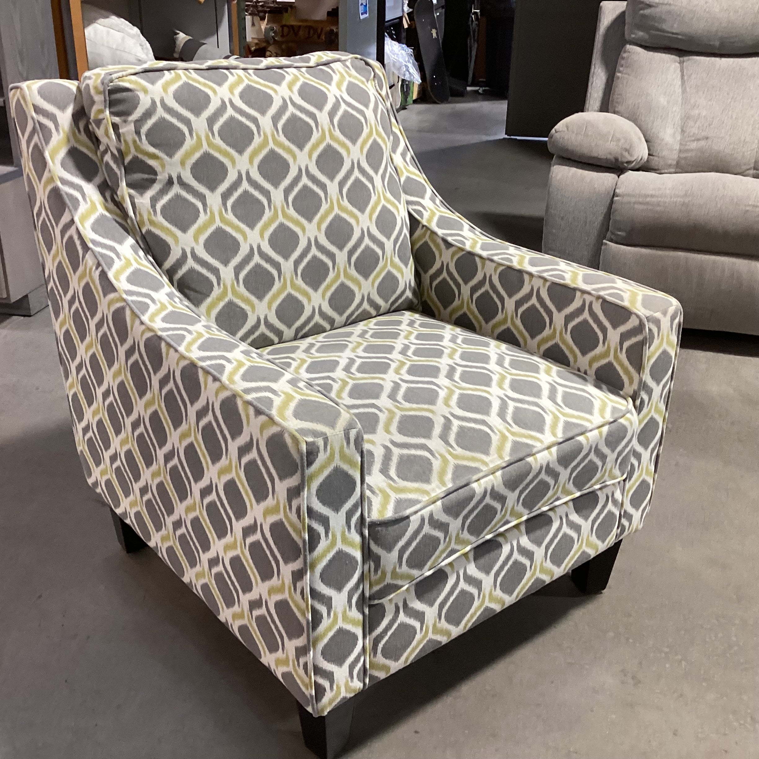 Cream Grey Gold Pattern Slope Chair 30"x 34"x 34"