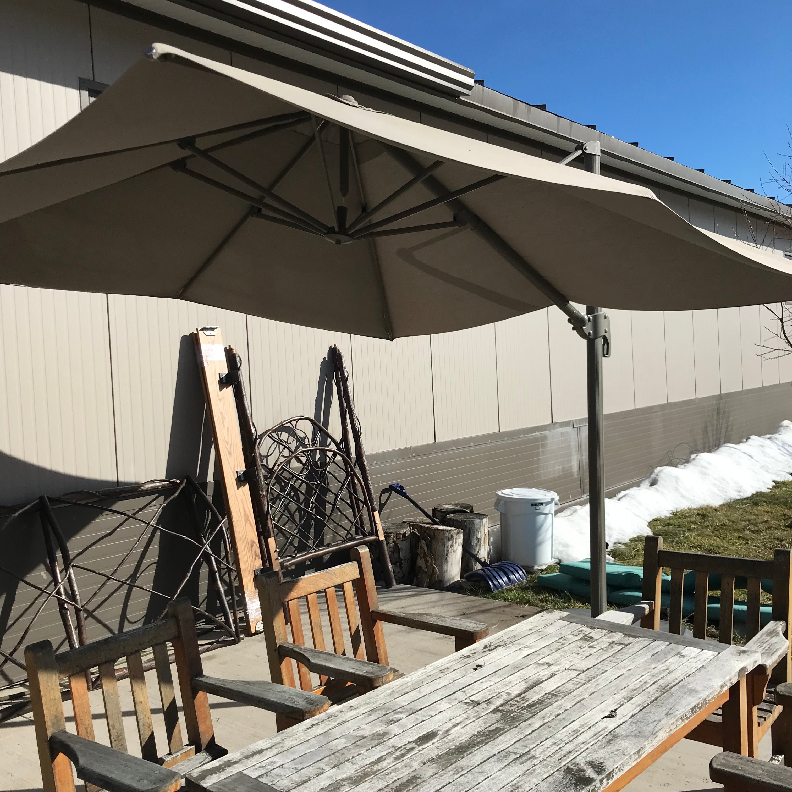 Portofino 12' Sunbrella Outdoor Umbrella