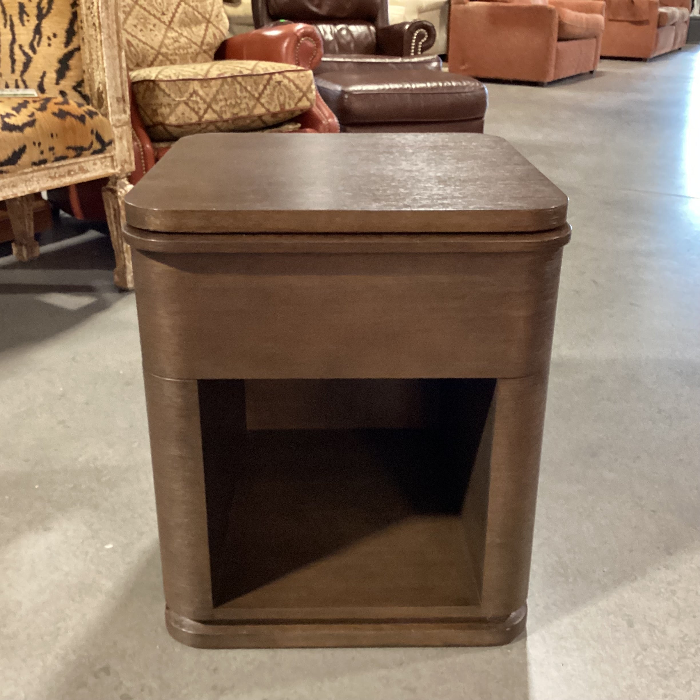 Restoration Hardware Contemporary Dark Finish Oak 1 Drawer with Cubby End Table 20"x 21"x 24.5"