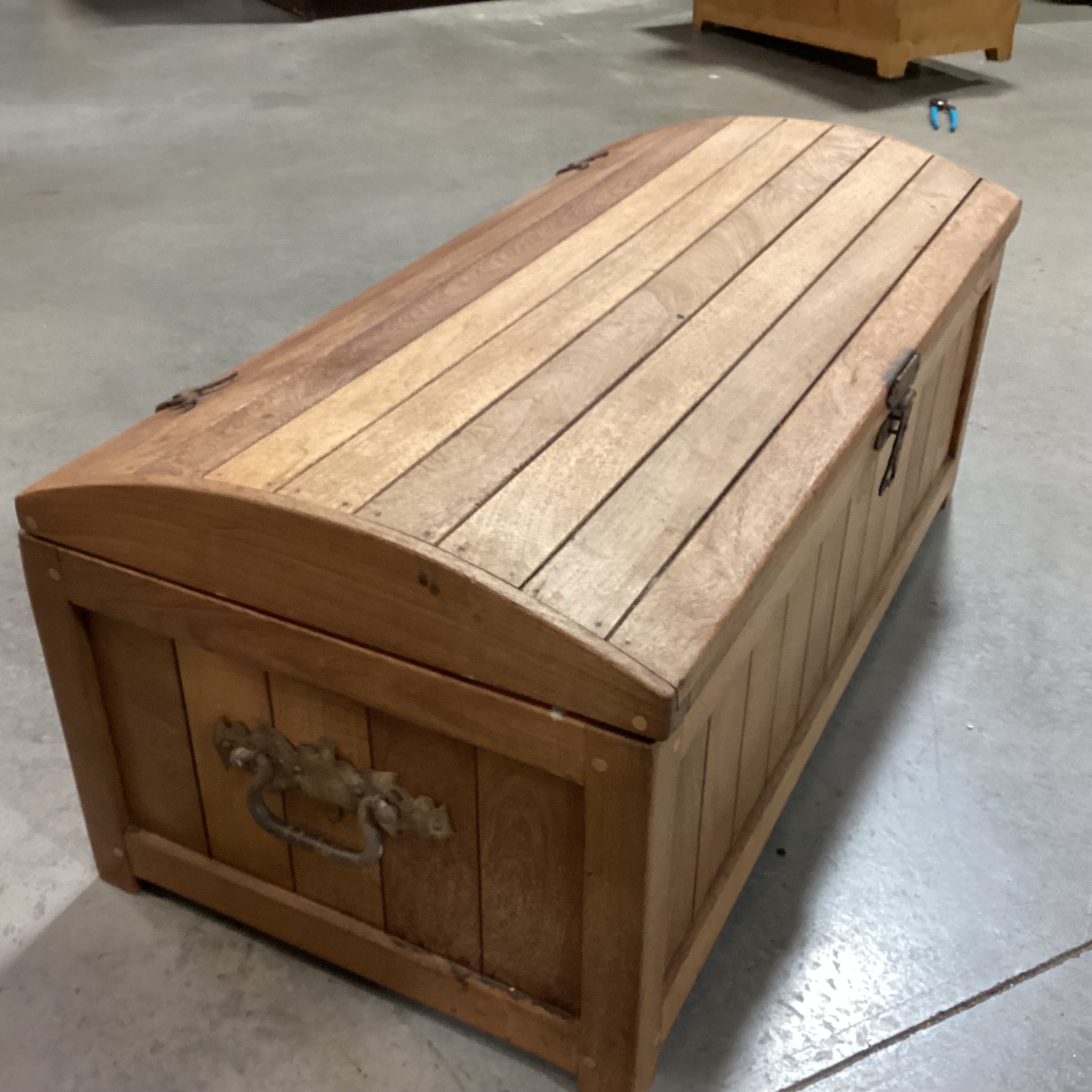 Vintage Solid Wood Plank with Iron Hardware Trunk 40"x 21"x 18"
