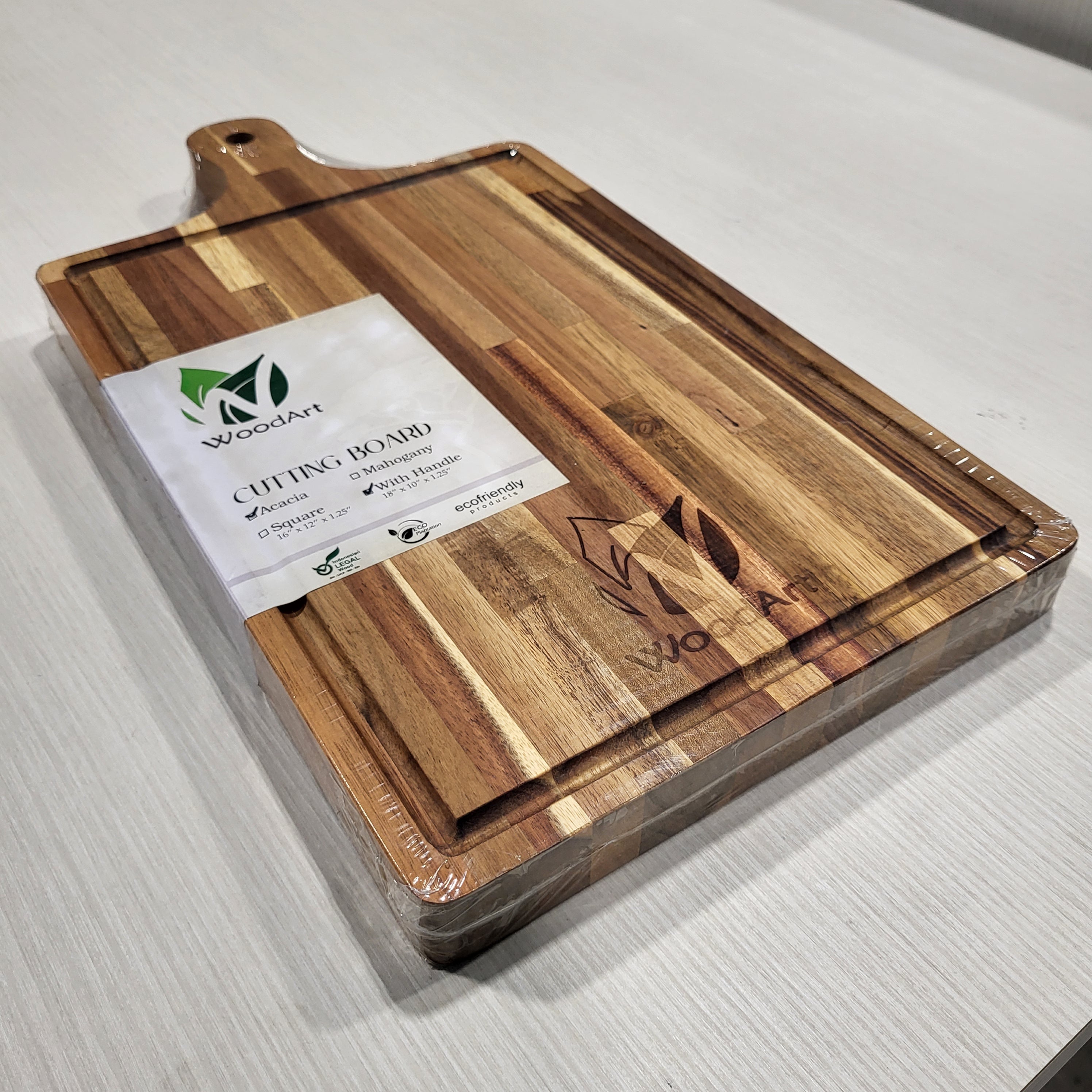 WoodArt Acacia Rectangle with Handle Cutting Board 18"x 10"x 1.25"