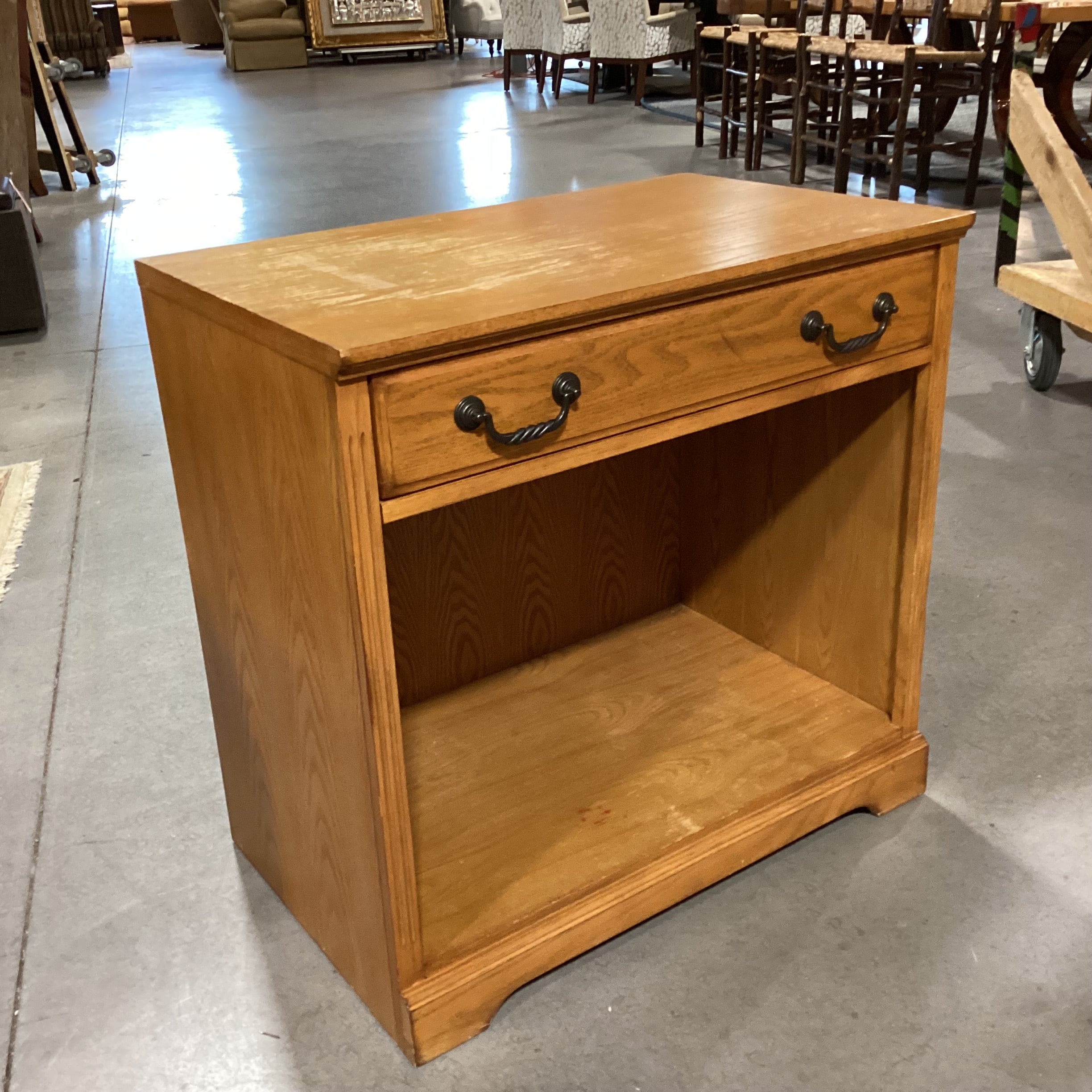 Whalen Furniture Oak & Veneer Faux Front Drawer TV Console 32"x 20"x 31.5"