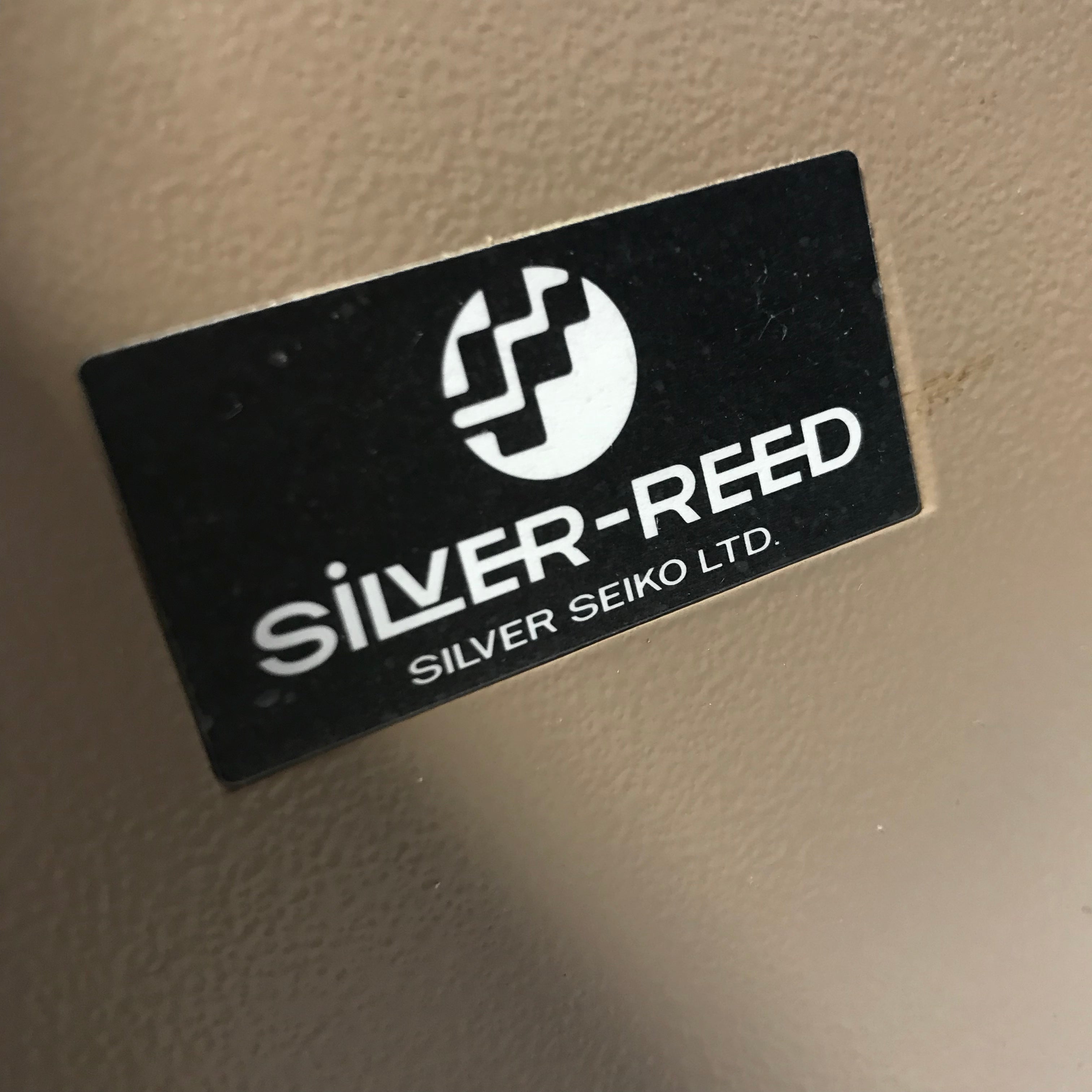 Silver-Reed 225 C Typewriter