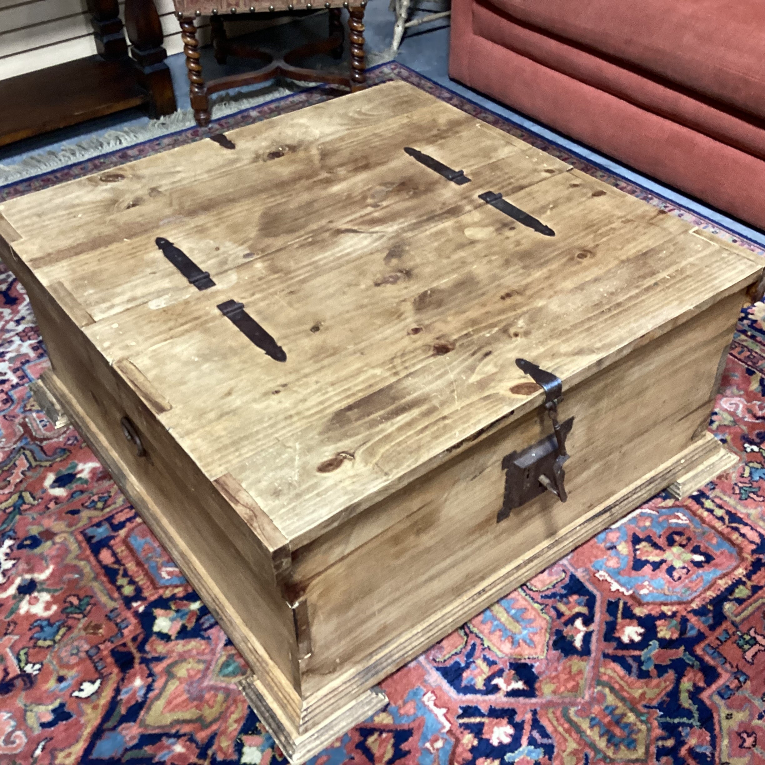 Rustic Pine with Iron Accent Trunk Style with 2 Lift Door Top Storage Coffee Table 41.5"x 43.5"x 18.5"