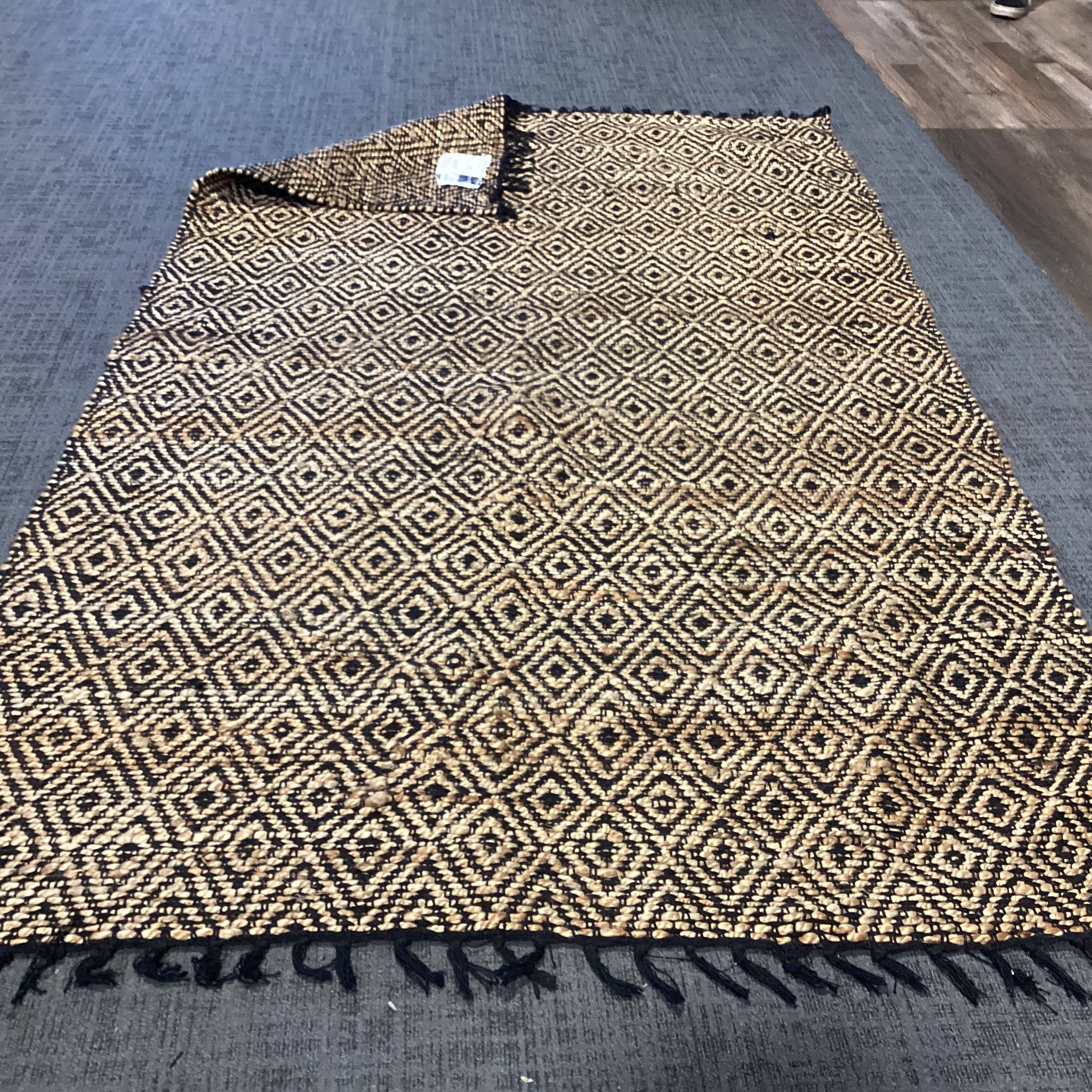 Unique Loom Black & Tan Jute Hand Woven Rug 5'x 8'