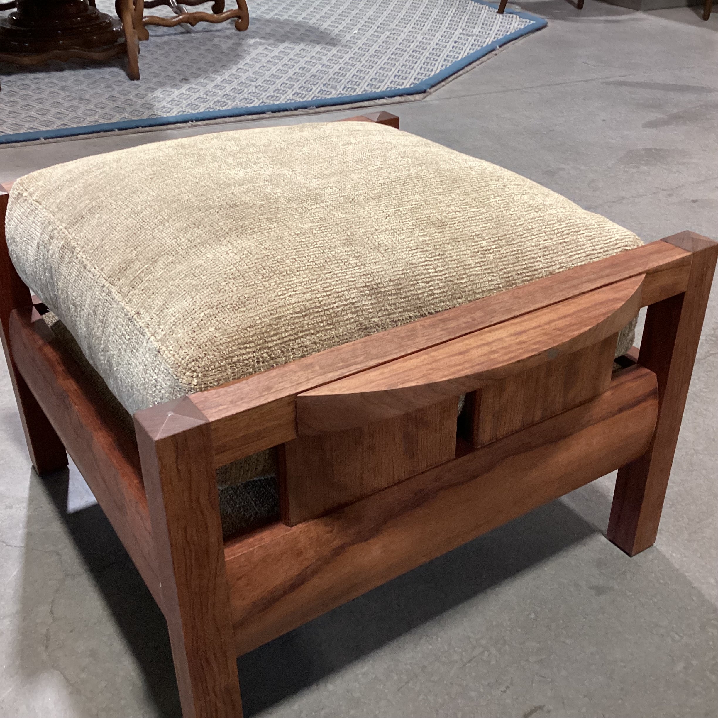 Arts & Crafts Mission Style Stickley Like Solid Cherry Woven Down Mix with Ottoman Chair 39.5"x 34"x 33"