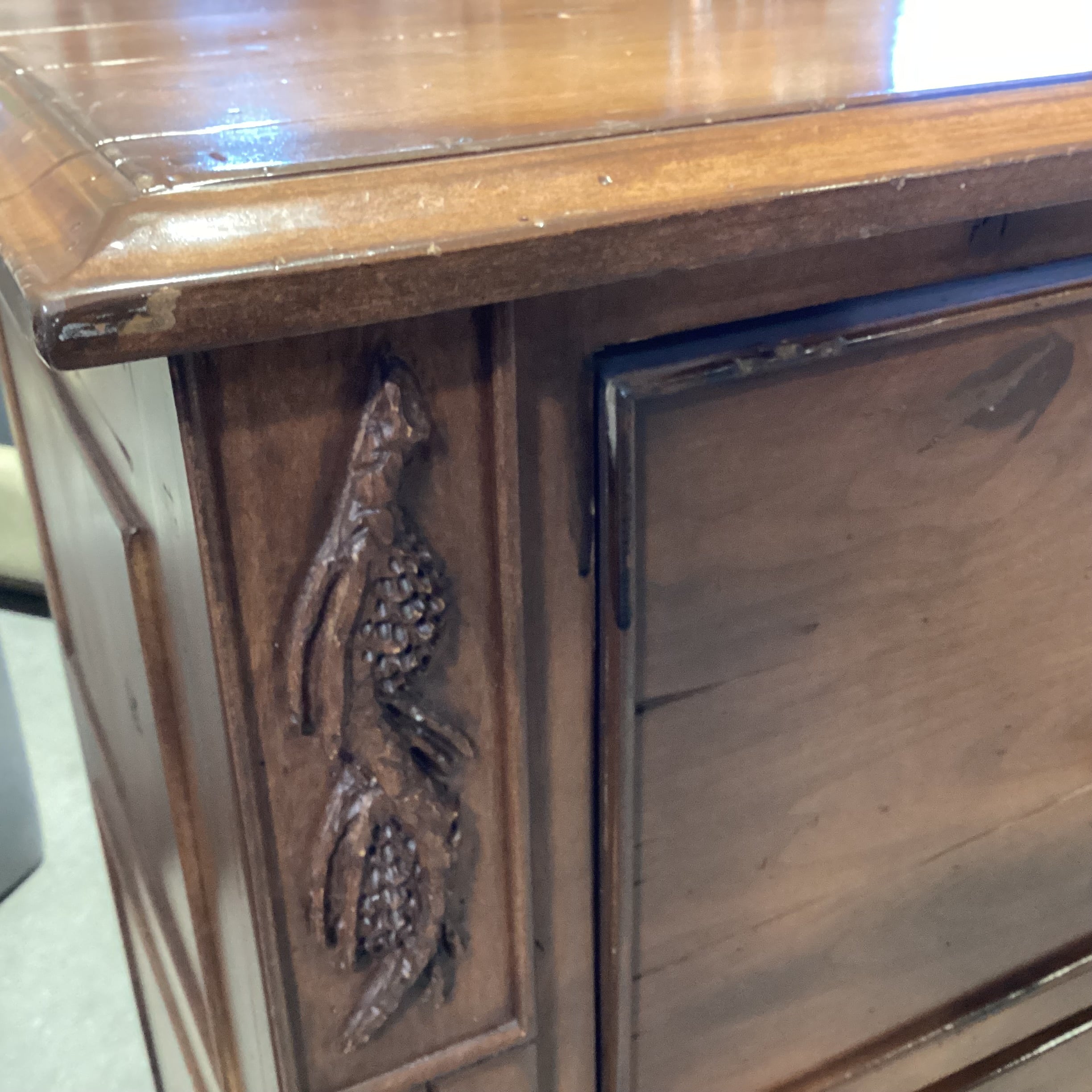 Distressed Finish Carved Pine Cone Wood 2 Drawer & Lift Top Media Dresser 34"x 20"x 43"