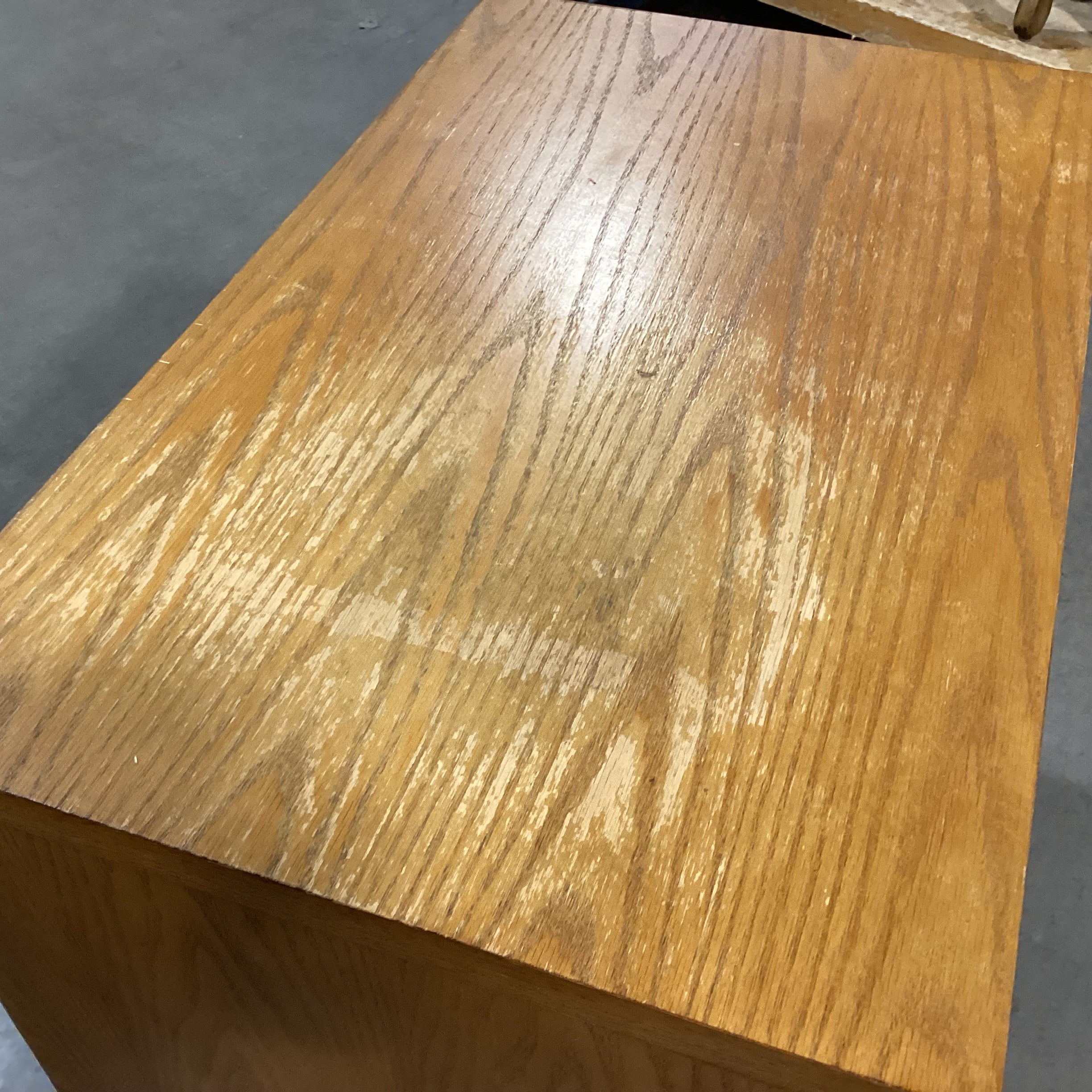 Whalen Furniture Oak & Veneer Faux Front Drawer TV Console 32"x 20"x 31.5"