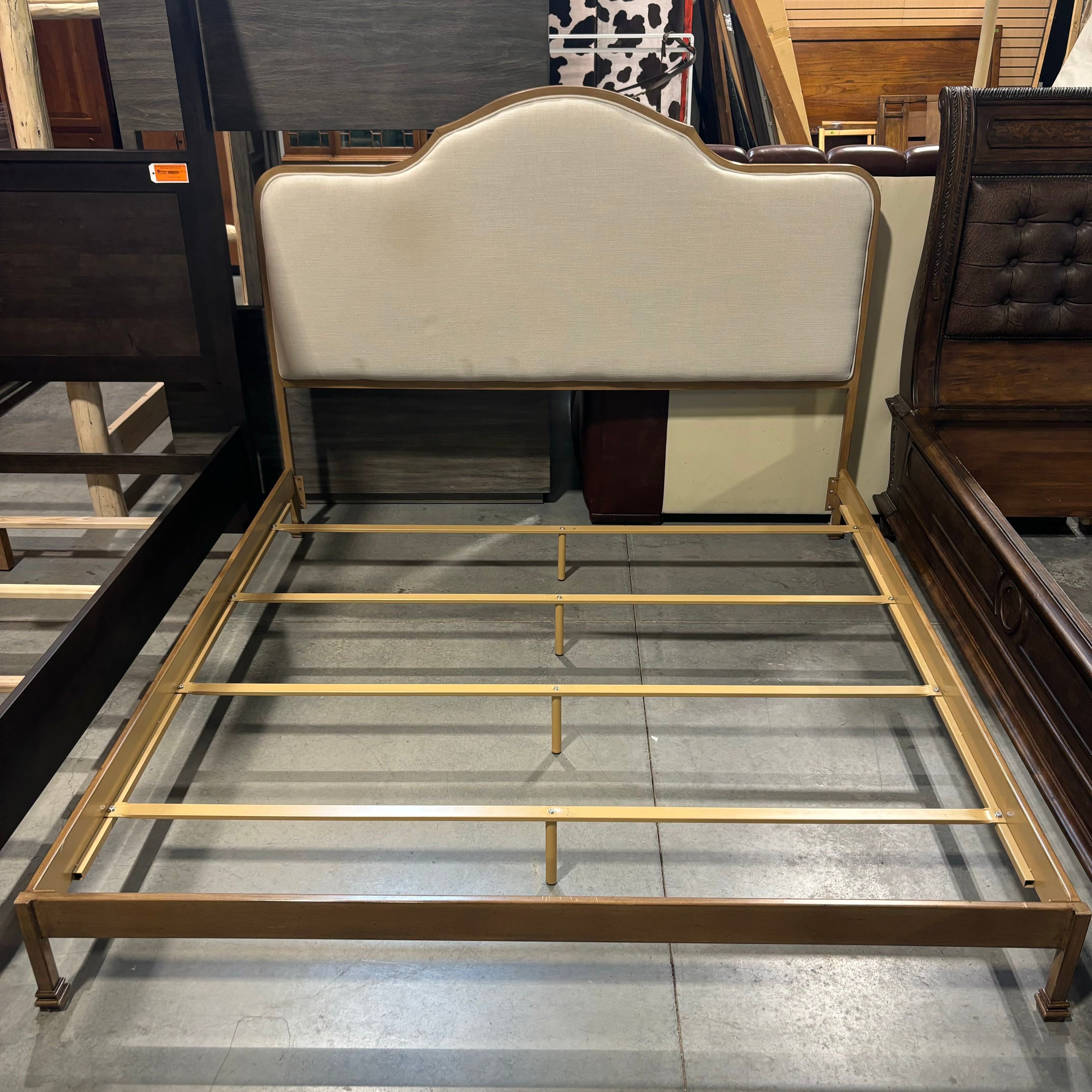 KING Calvados Natural Oak Finished Steel Bed Set 80"x 84"x 61"