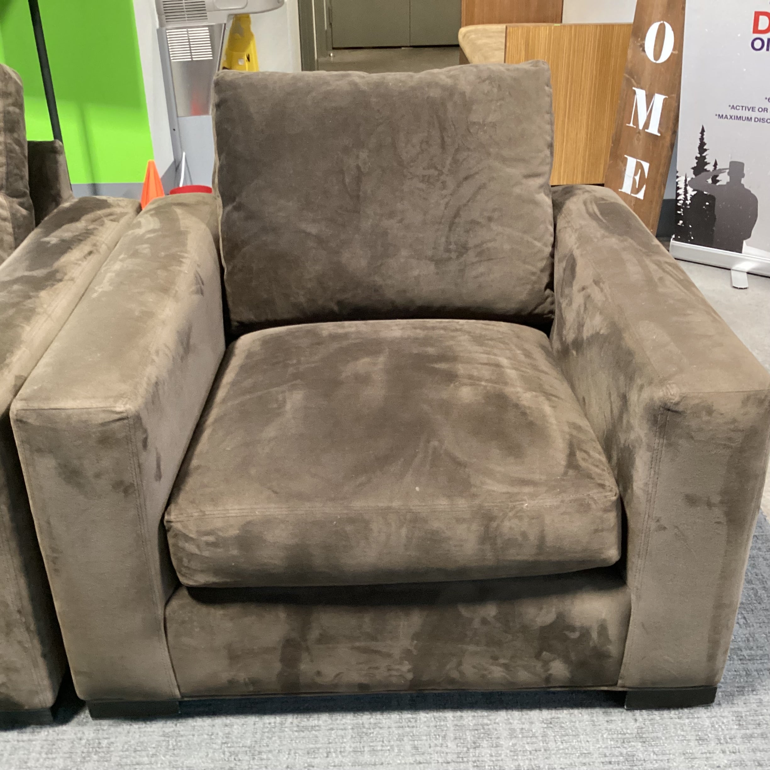 Room & Board Brown High Performance Velvet Down Mix Chair 40"x 38"x 27"