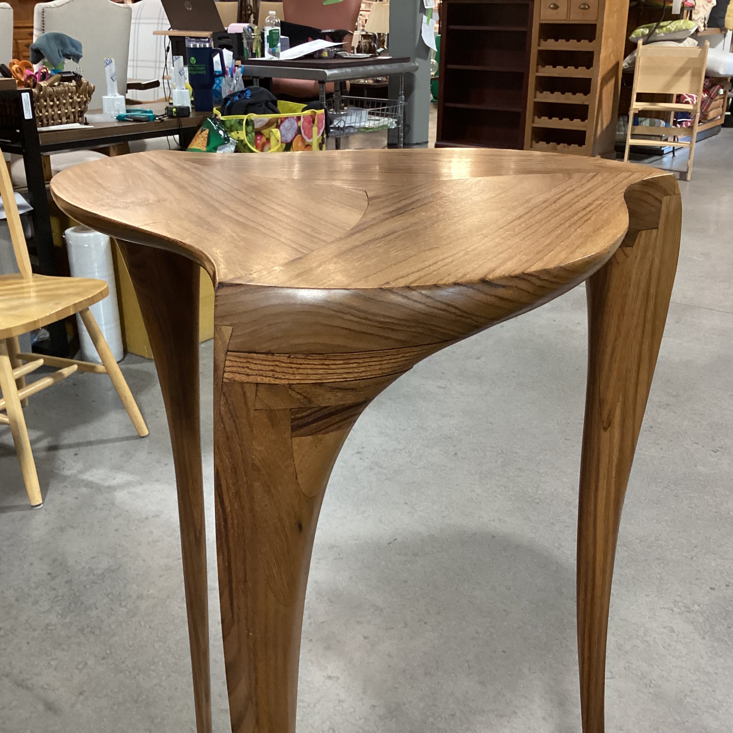 Victor Dinovi 1999 Walnut Triangular Accent Table 24"x 24"x 40"