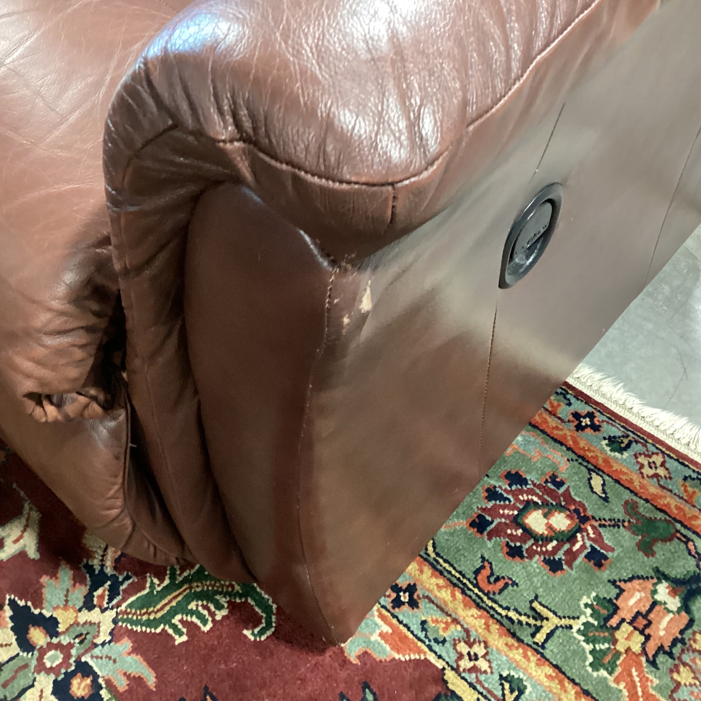 La-z Boy Brown Leather with End Recliners & Chaise 4pc Sectional 140"x 96"x 40"x 30"