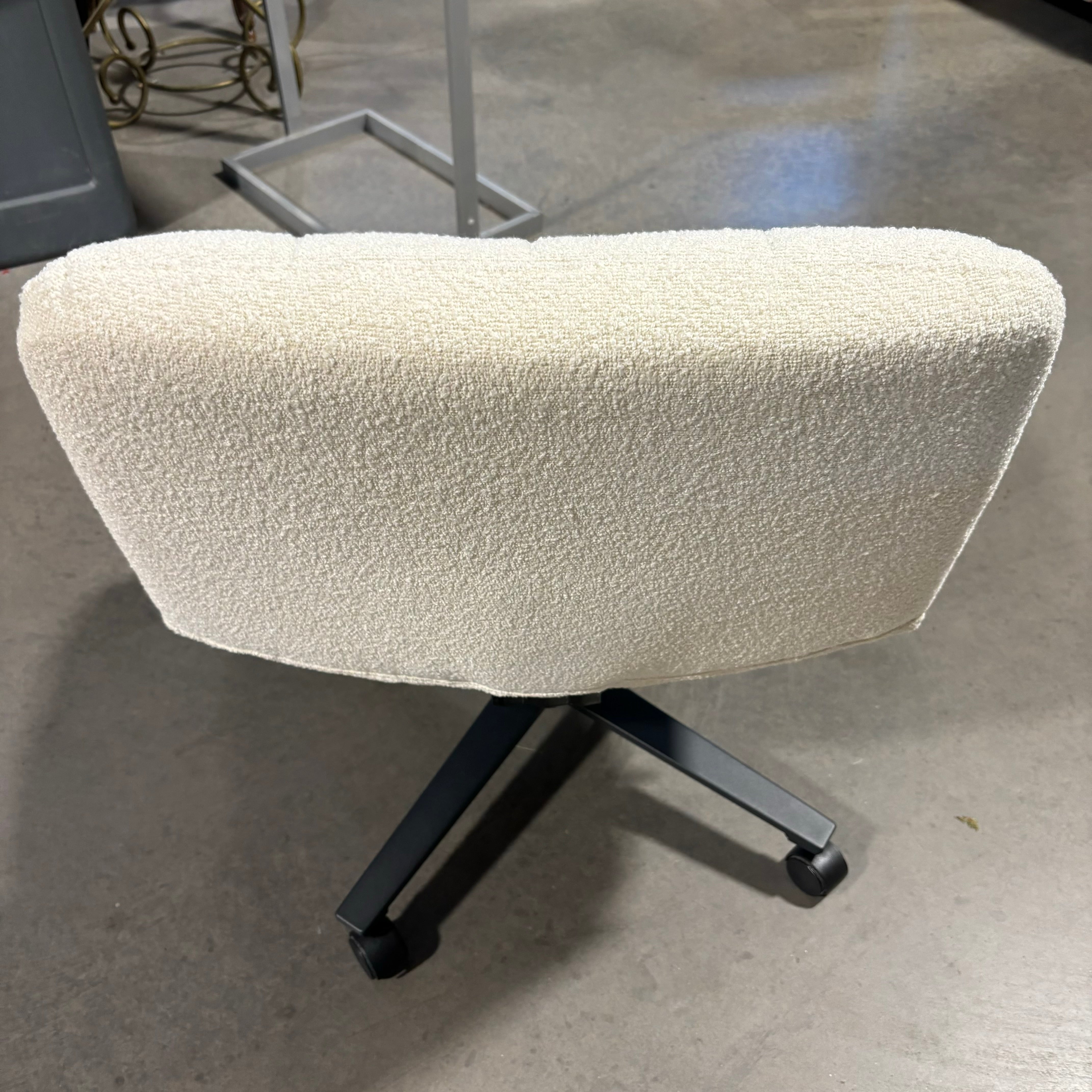 Target Micro Boucle Rolling Swivel Office Chair 26"x 26"x 34"