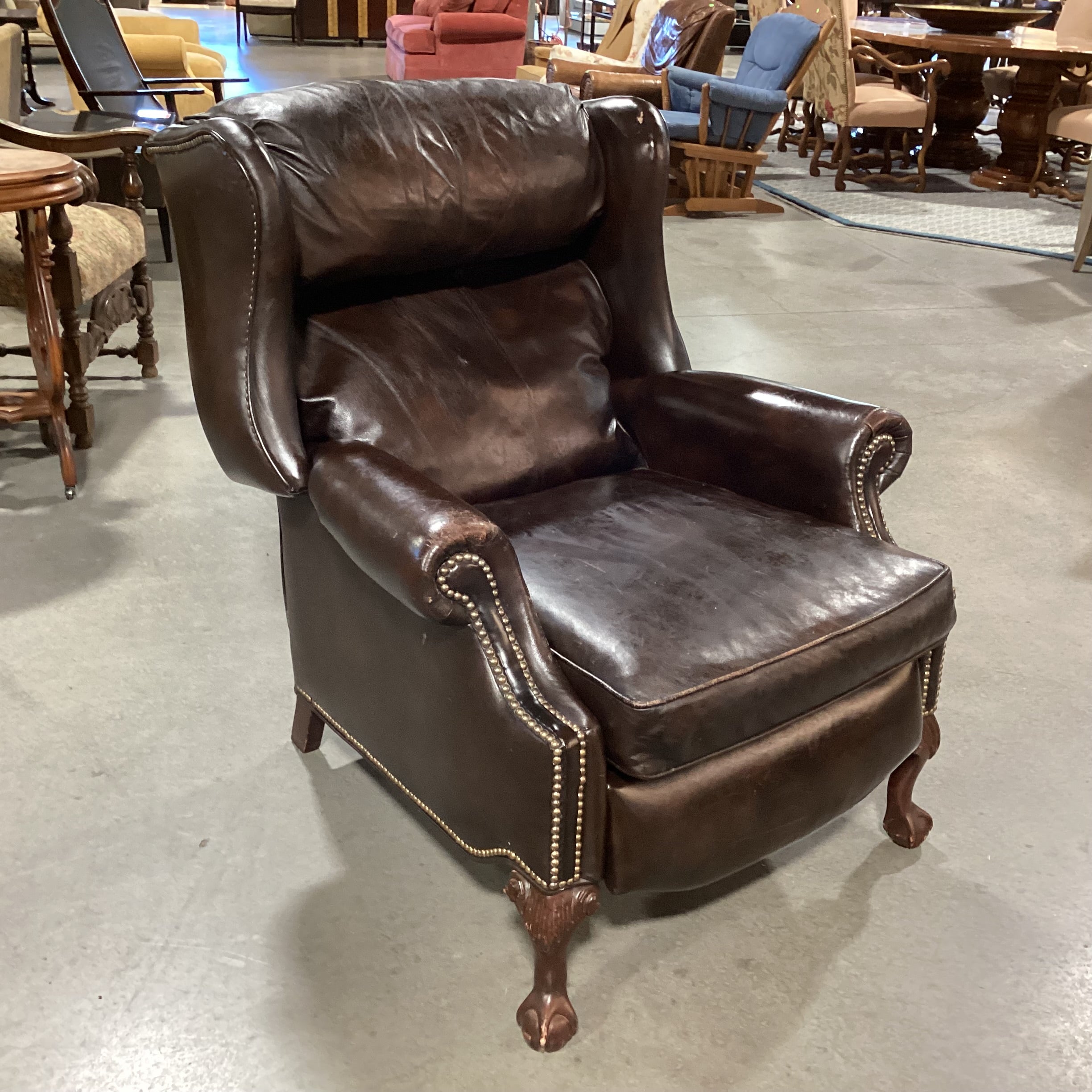 Bradington Young Leather Nailhead Claw & Ball Feet Winged Recliner Chair 34"x 38" to 68"x 40"