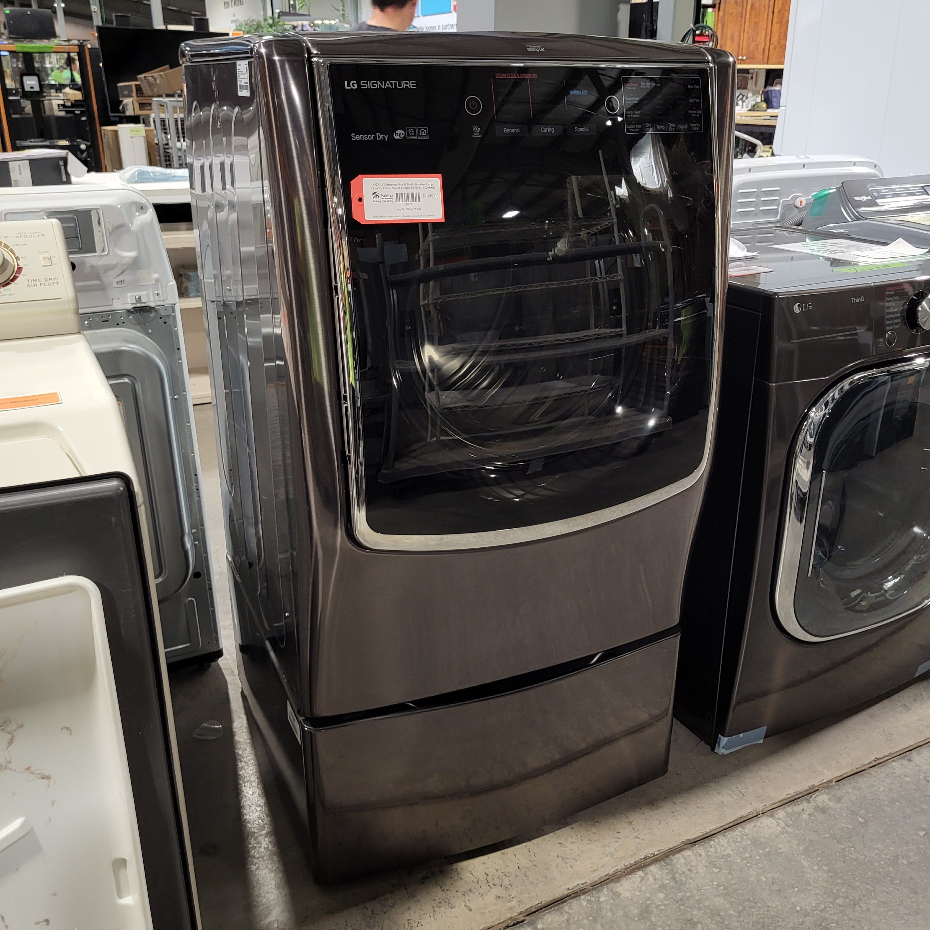 A423- LG Signature 9 cu.ft Black Stainless Large Capacity Vented Smart Electric Dryer DLEX9500K S/N:202KWQW3N356