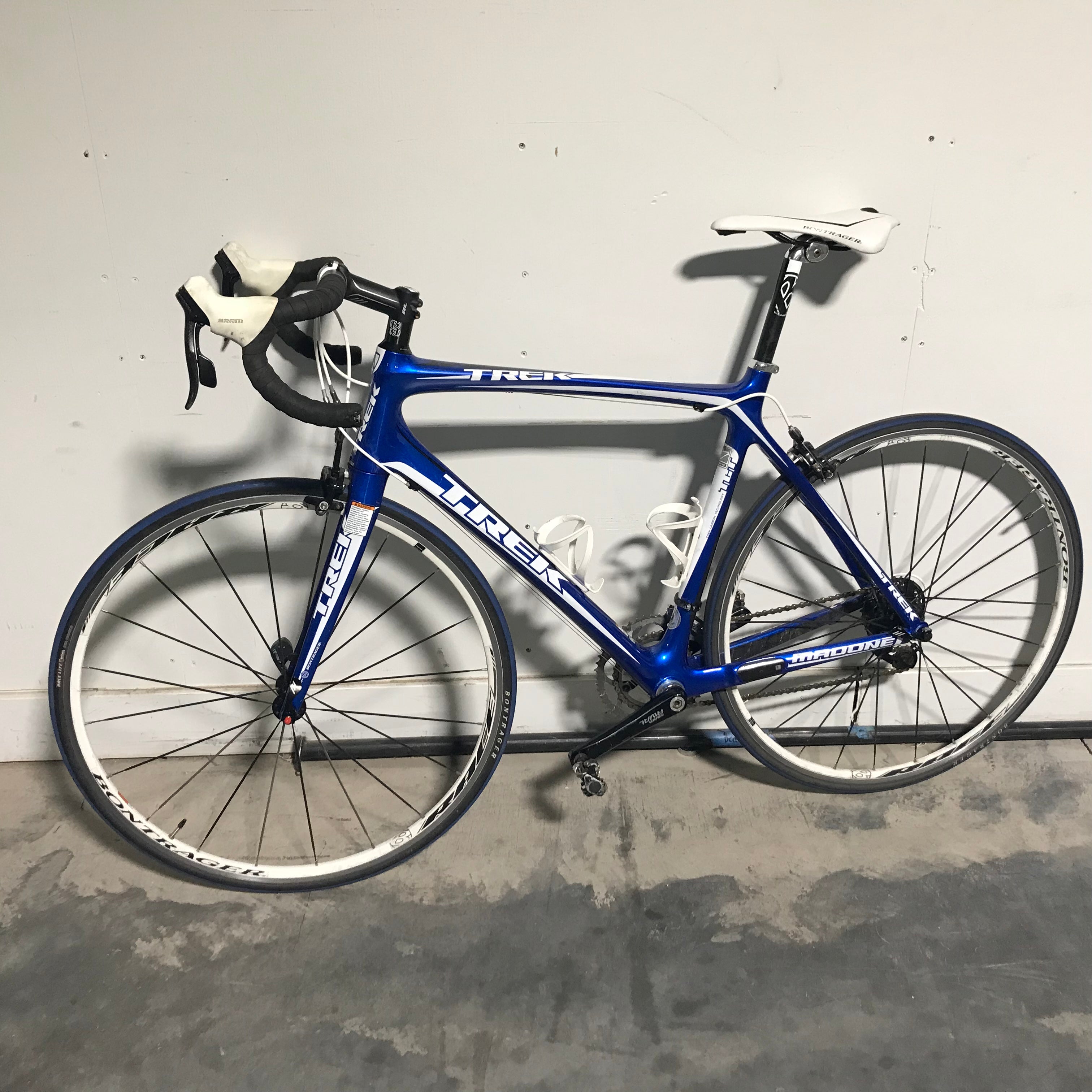 Trek Madone 4.7 Blue 56cm Carbon Fiber Road Bike