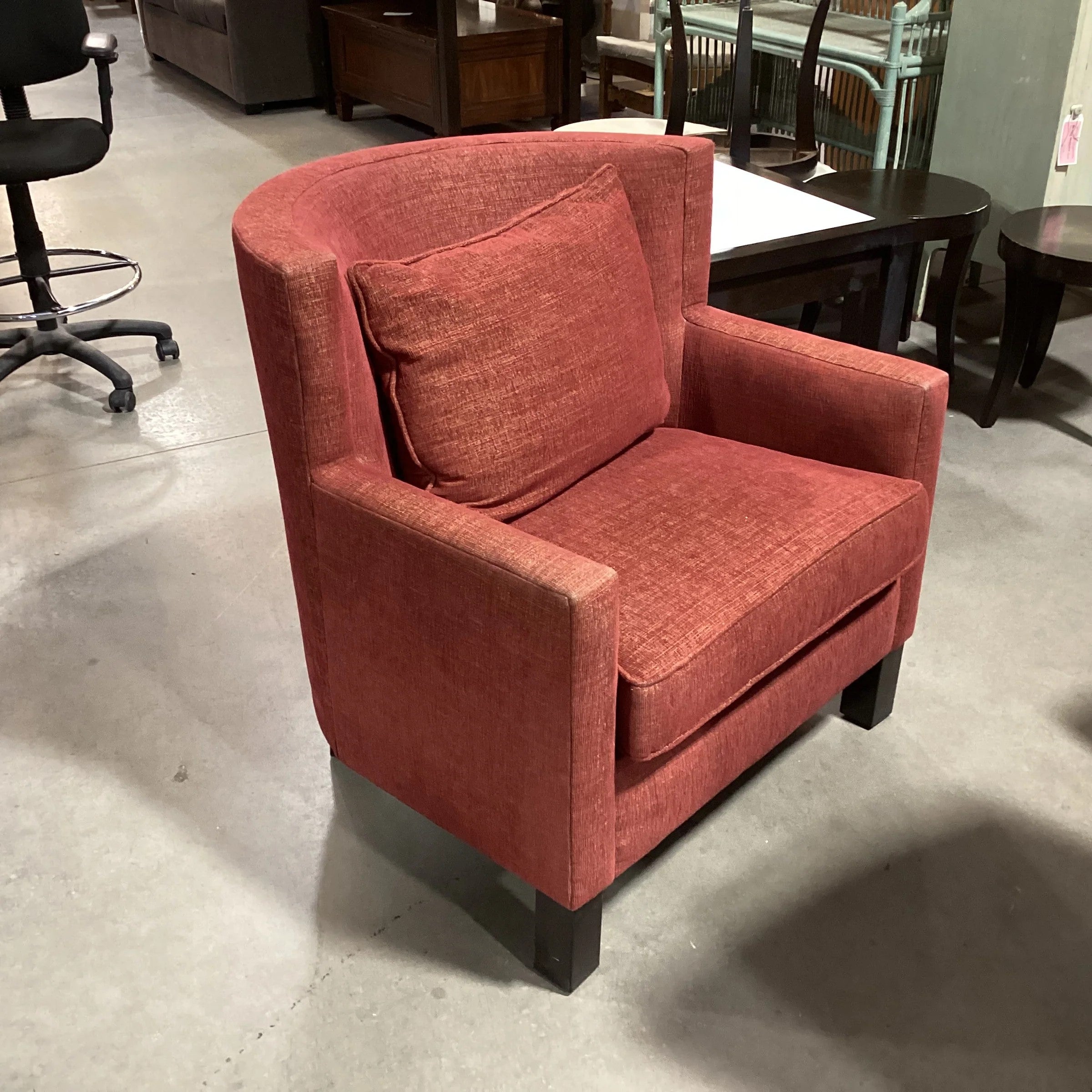 Red Gold Woven Curve Back Chair 33"x 34"x 35"