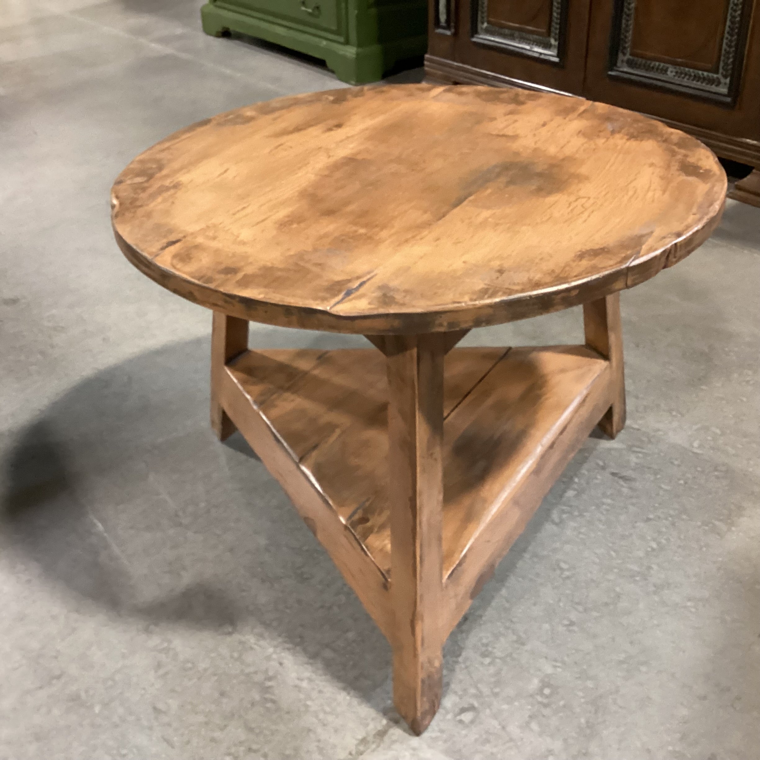 Distressed Antiqued Finish Round Tri-Leg with Shelf End Table 29.5" Diameter x 22.5"